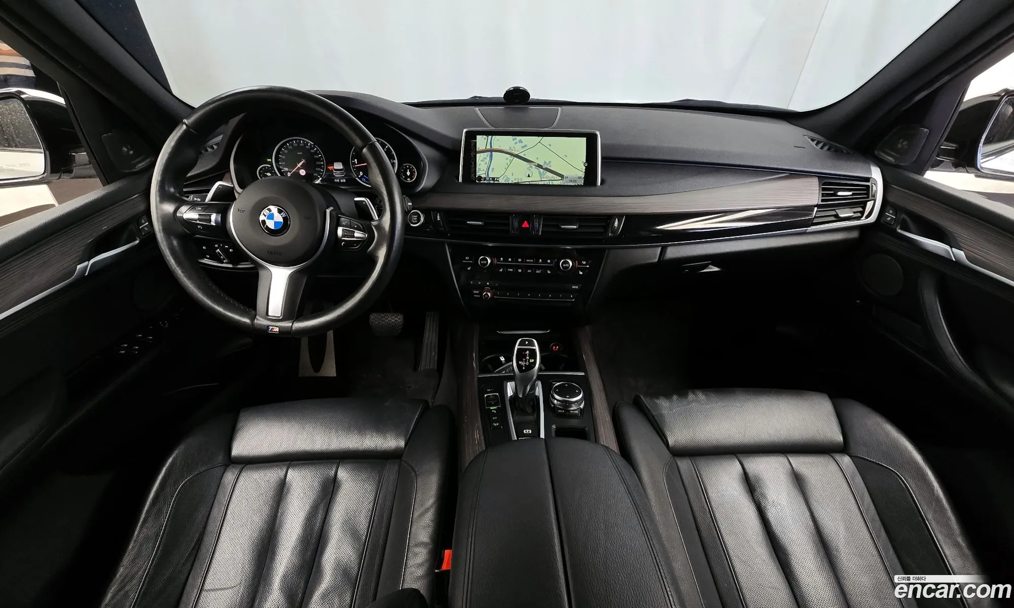 BMW X5 2016 WBAKS6102G0N63210 — 12