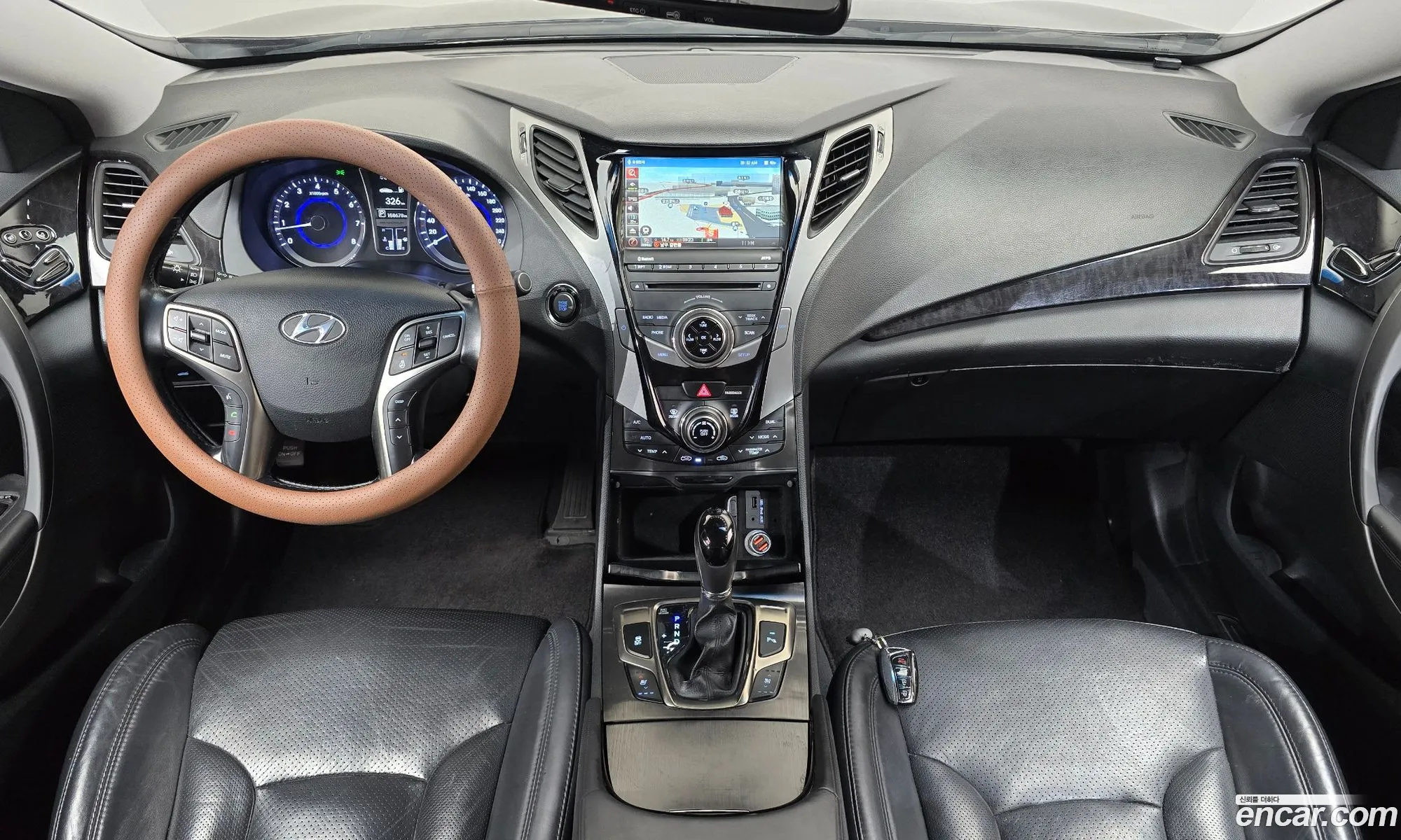 Hyundai Grandeur HG 2014 — 22