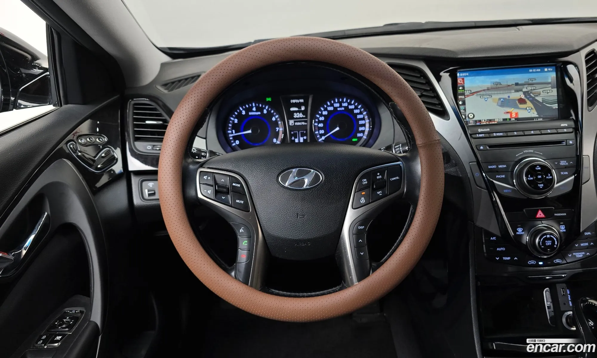 Hyundai Grandeur HG 2014 — 14