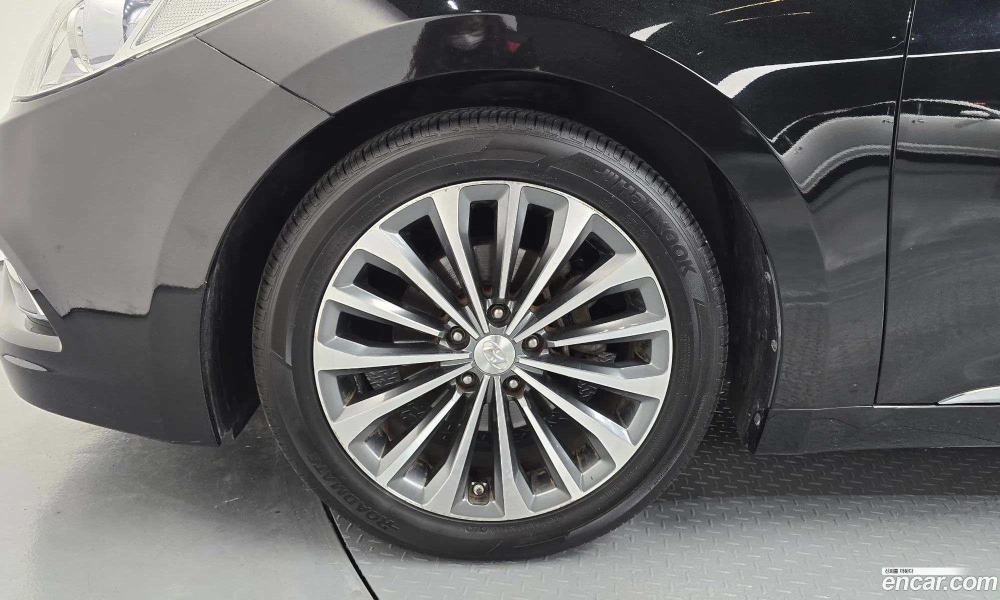 Hyundai Grandeur HG 2014 — 32
