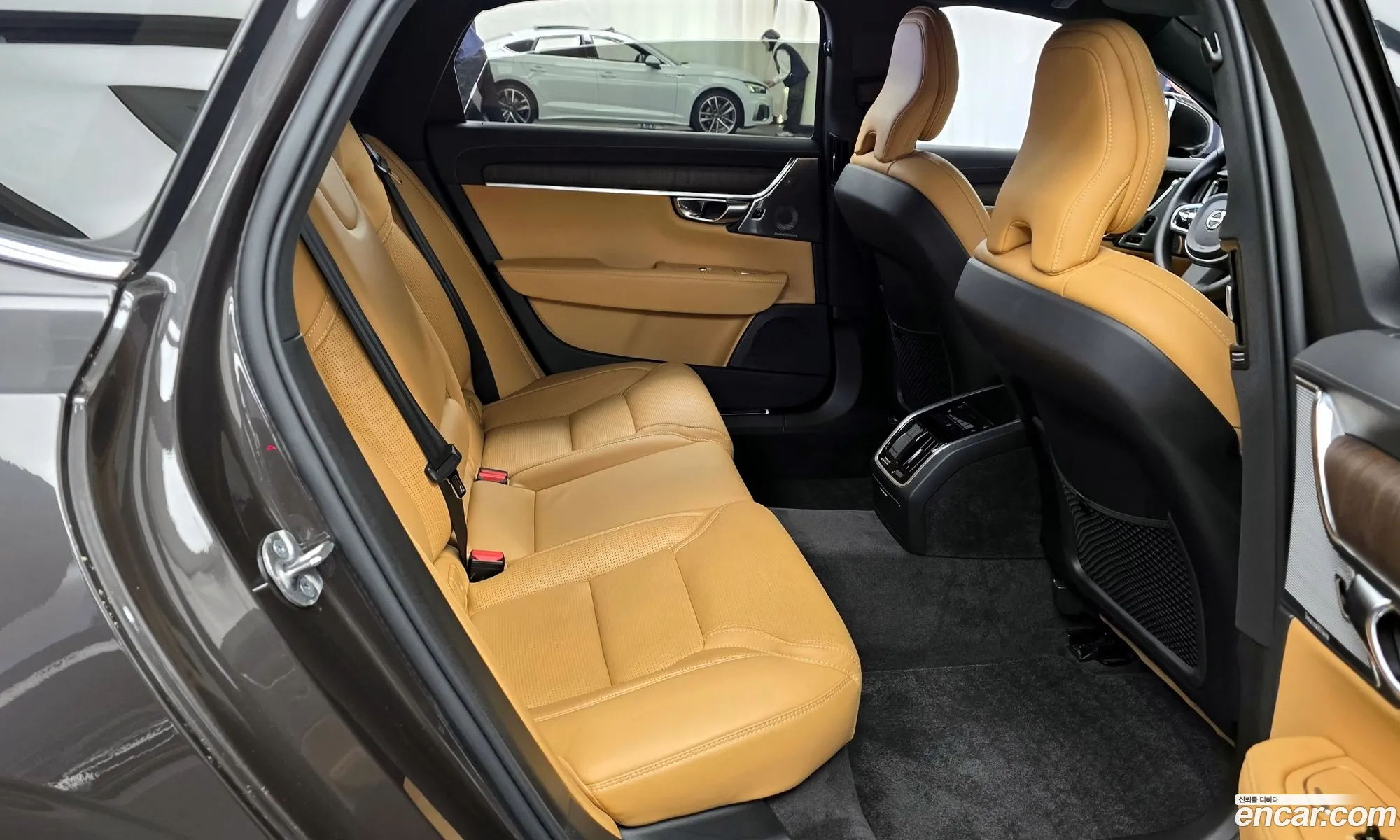 Volvo S90 2022 — 24