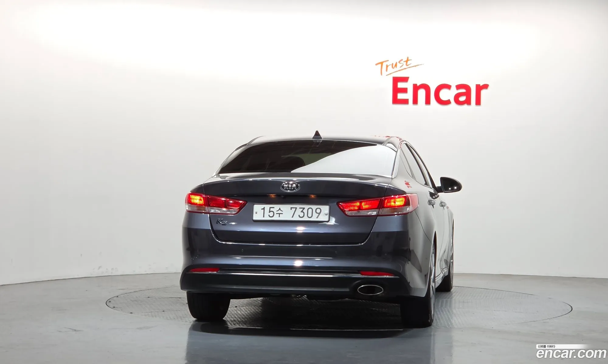 Kia K5 2017 — 20