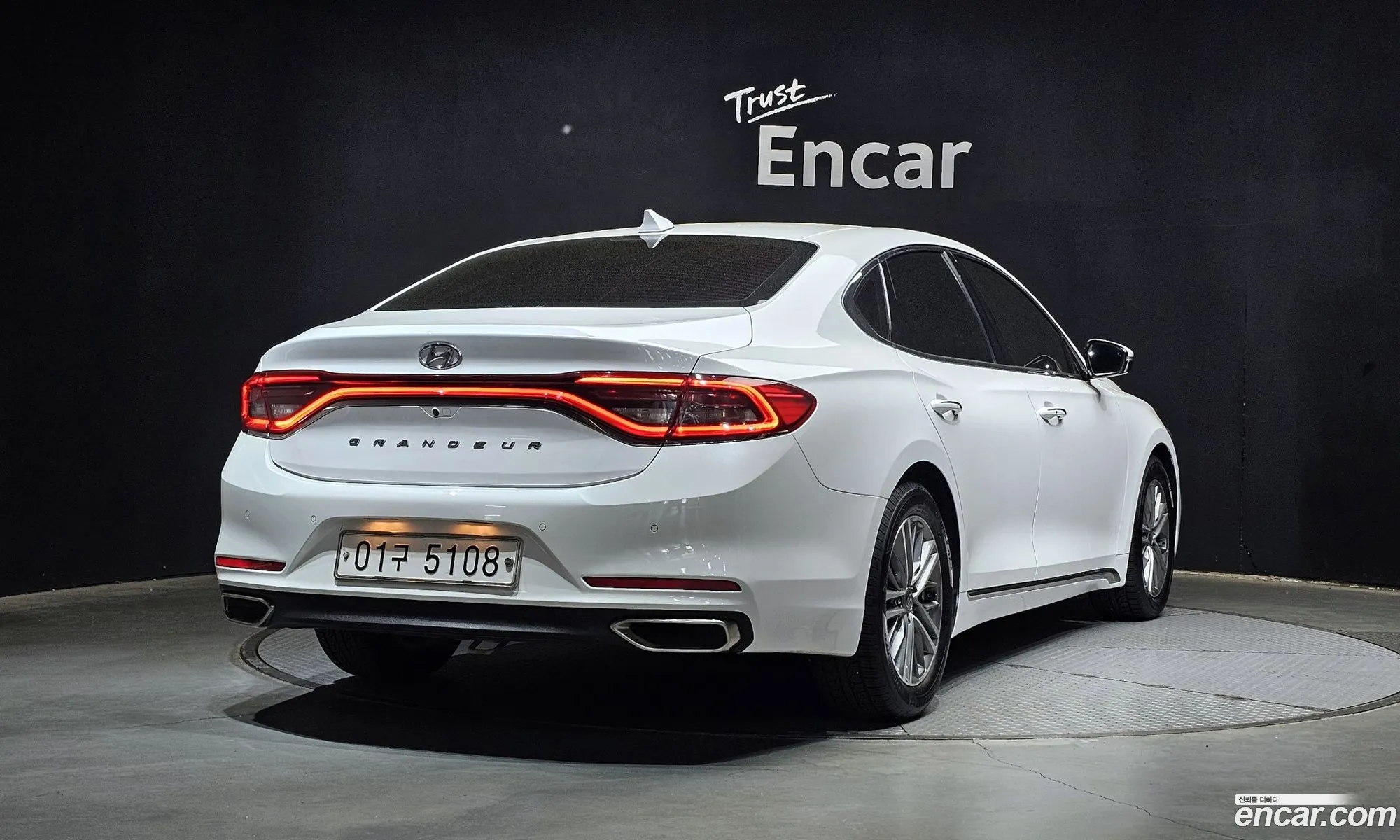 Hyundai Grandeur IG 2017 — 24