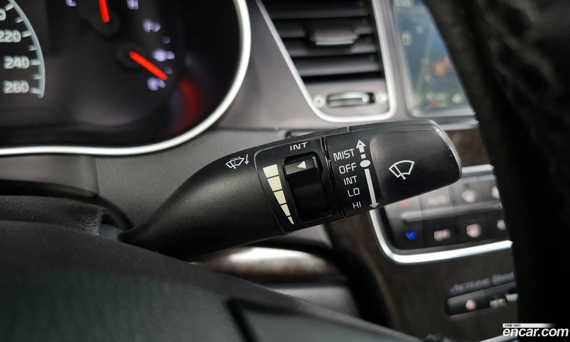 Kia K7 2013 — 29