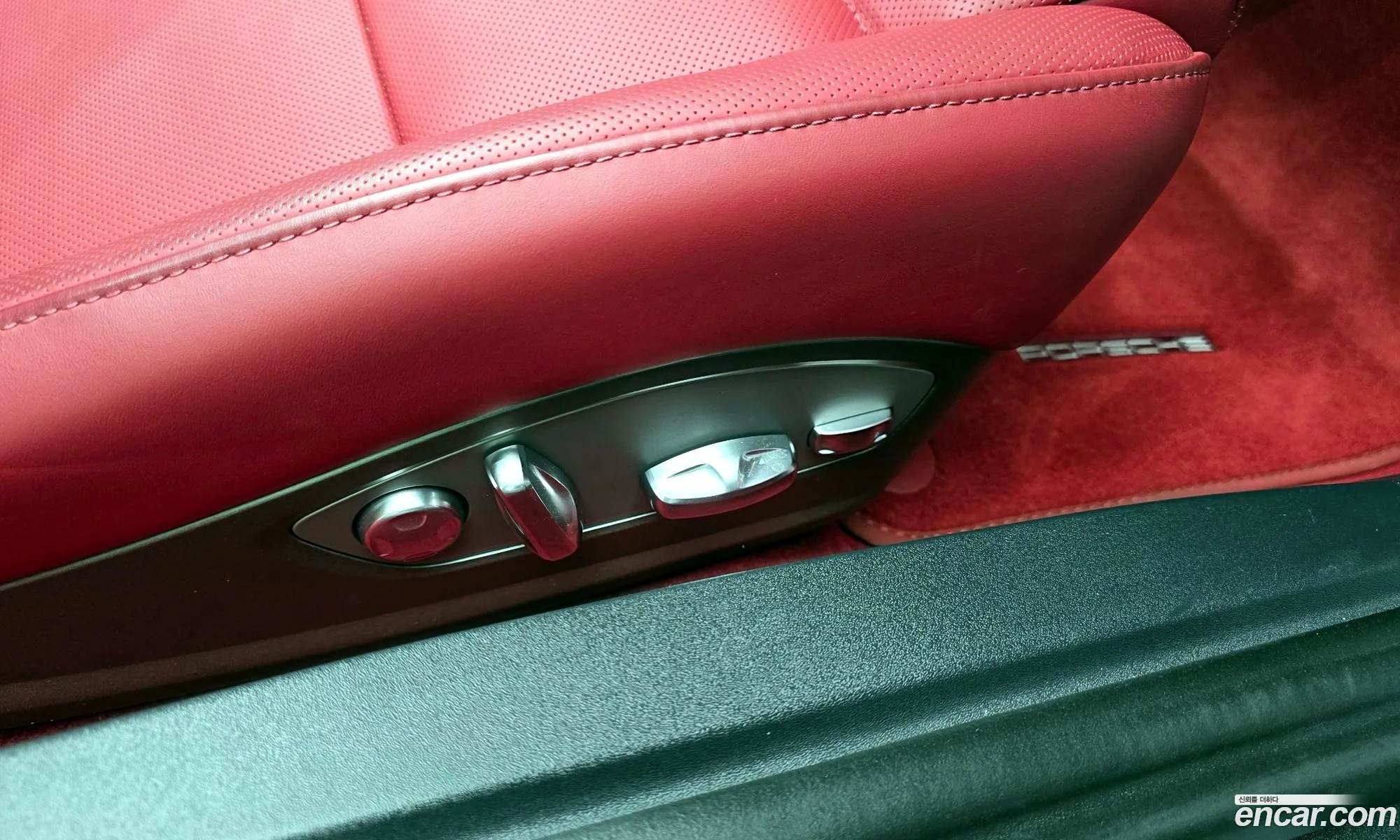 Porsche 718 Boxster 2024 WP0CD2986RK228477 — 31