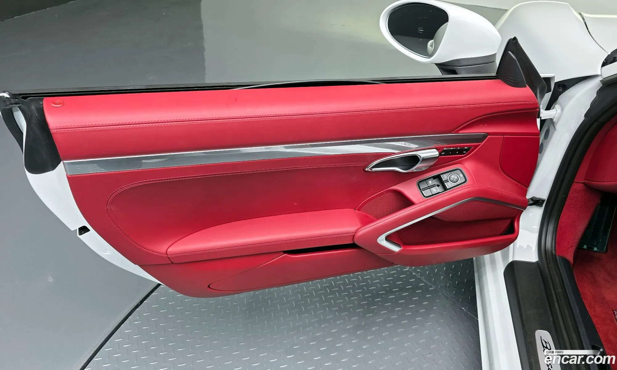 Porsche 718 Boxster 2024 WP0CD2986RK228477 — 3