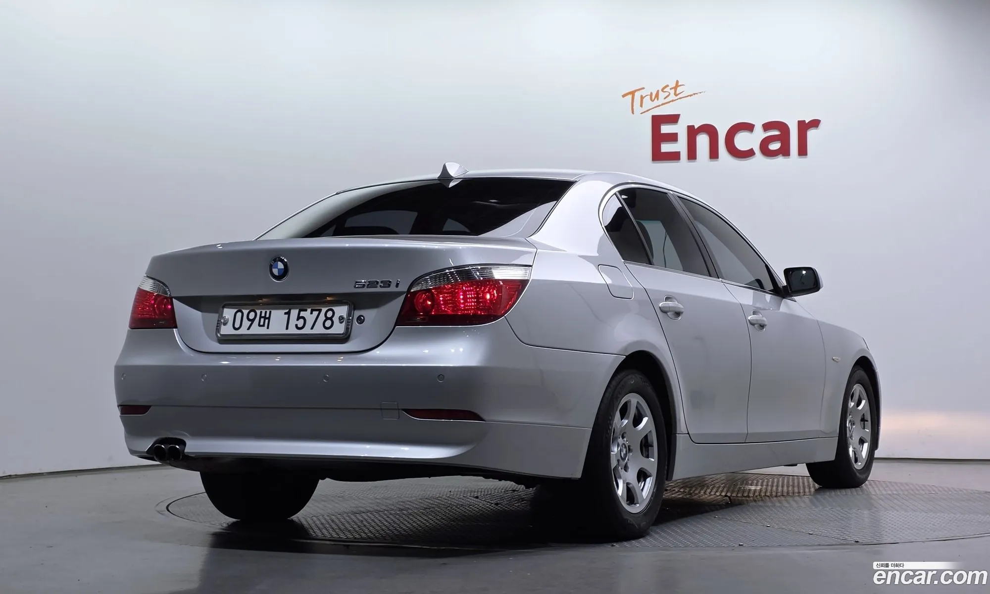 BMW 5 Series 2006 — 10
