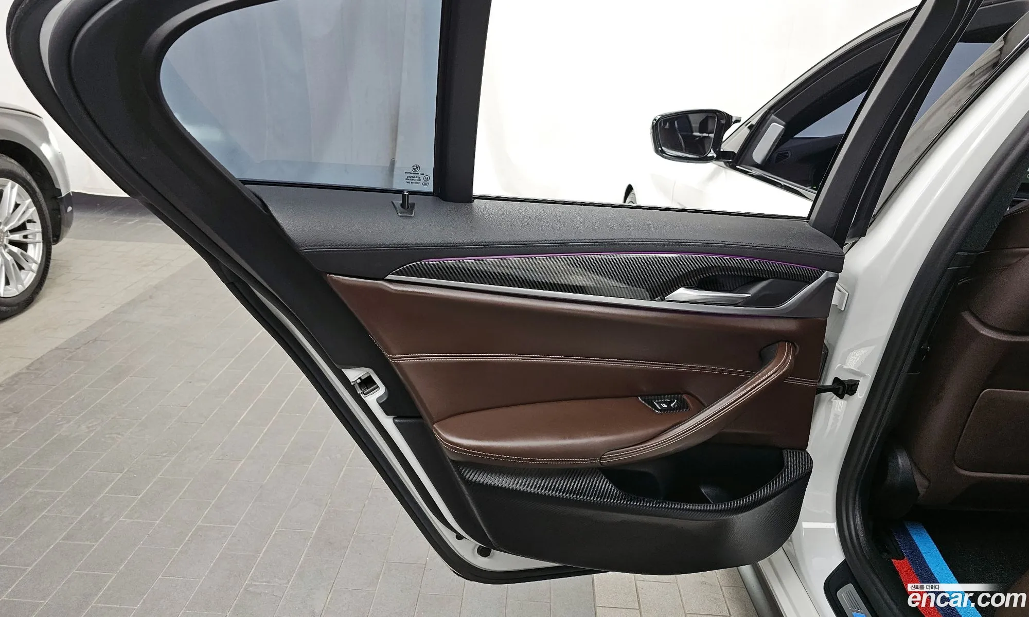 BMW 5 Series 2017 — 27