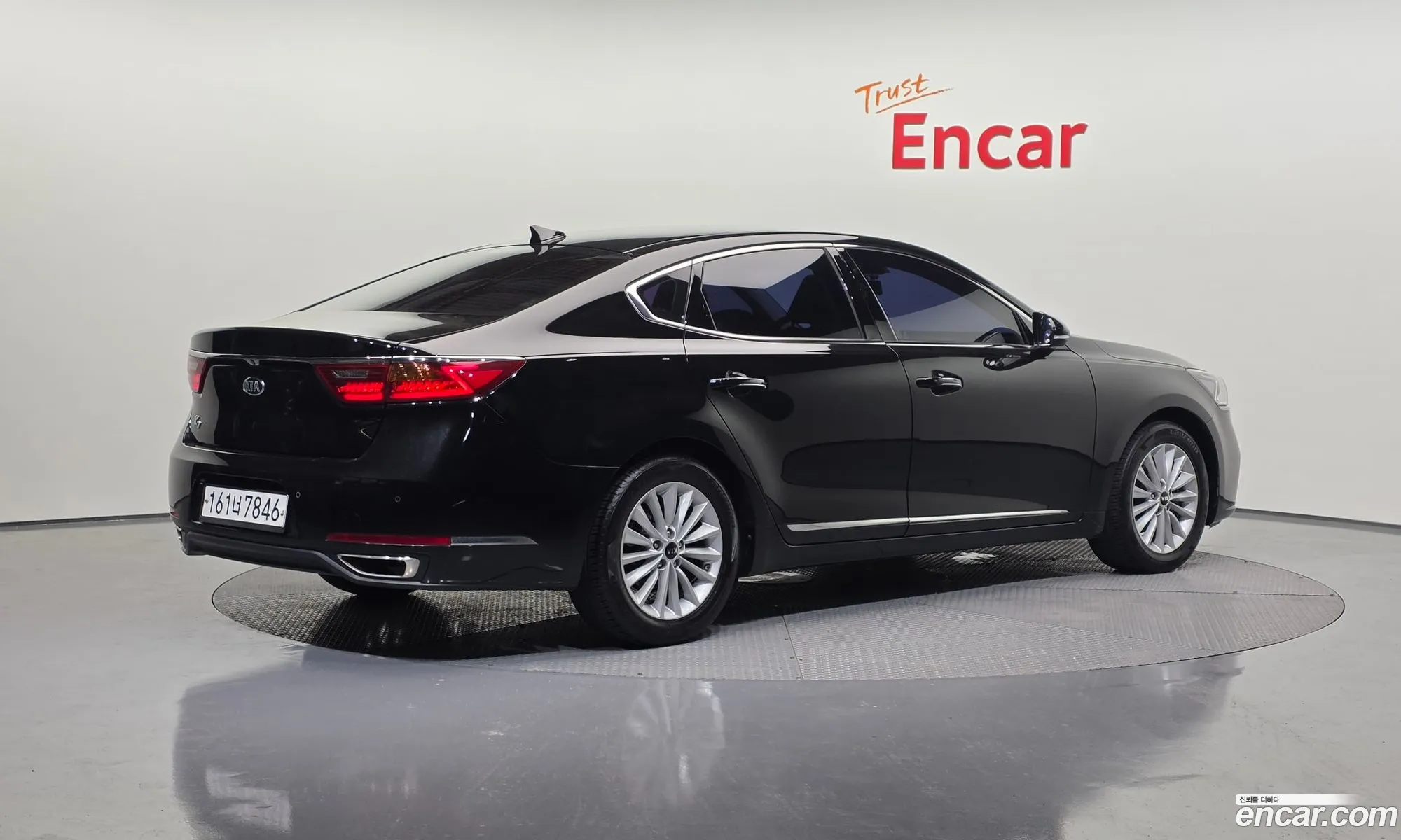 Kia K7 2016 — 14