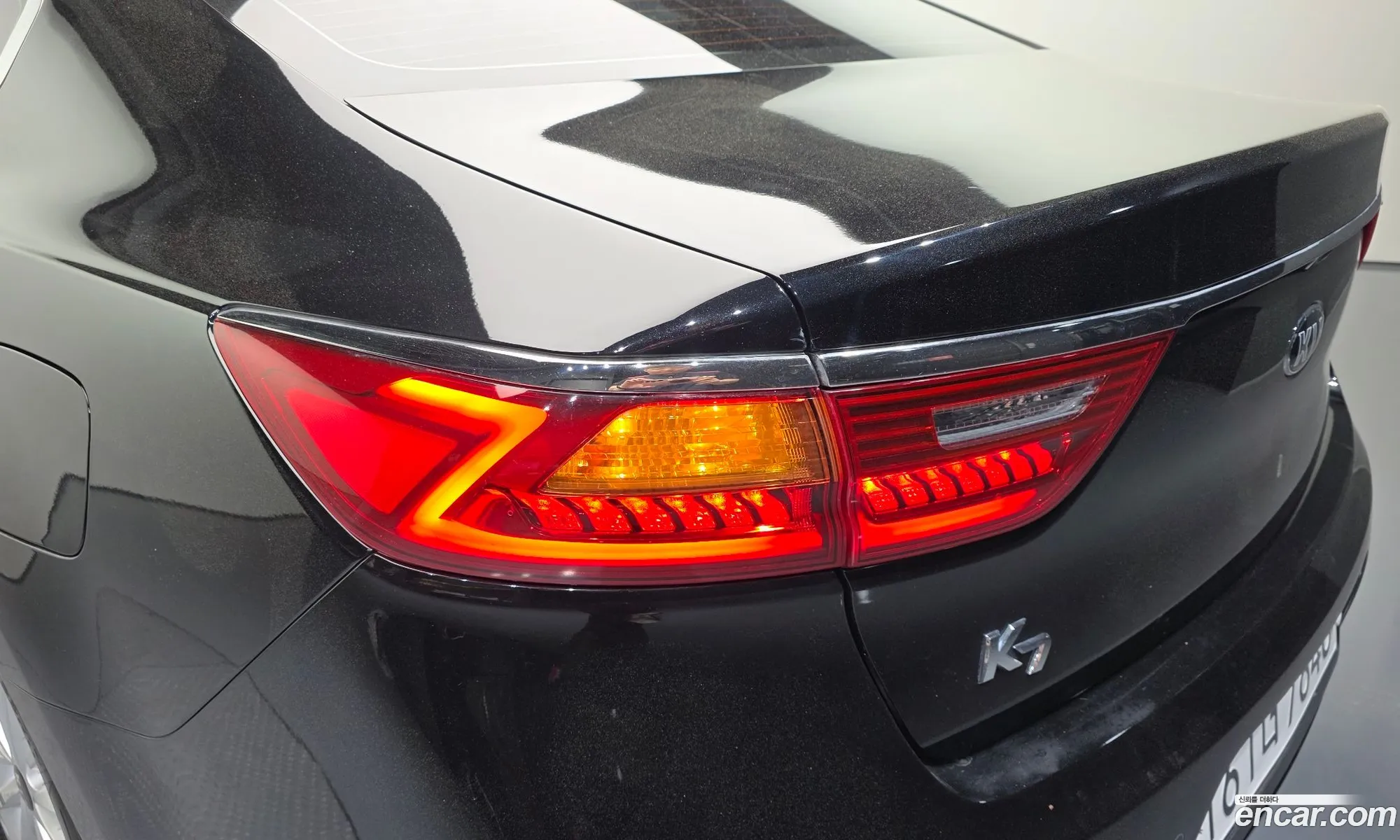 Kia K7 2016 — 17