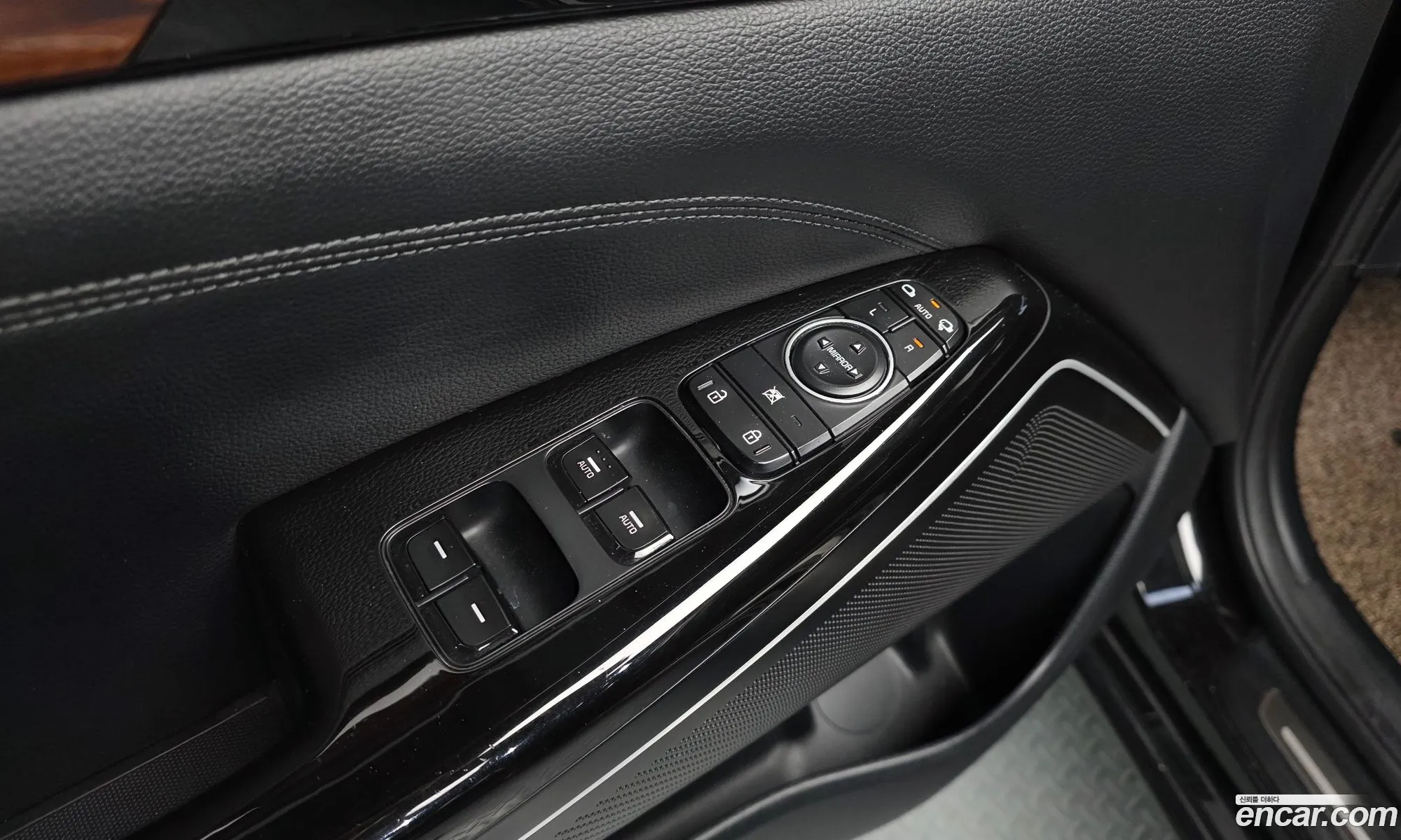Kia K7 2016 — 11