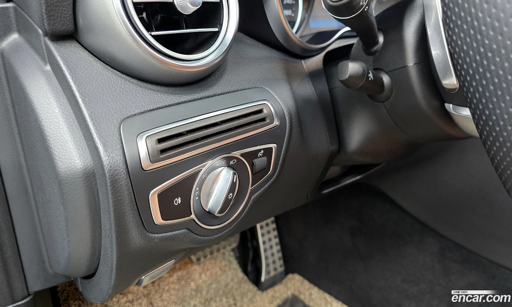 Mercedes-Benz C-Class W205 2019 — 9