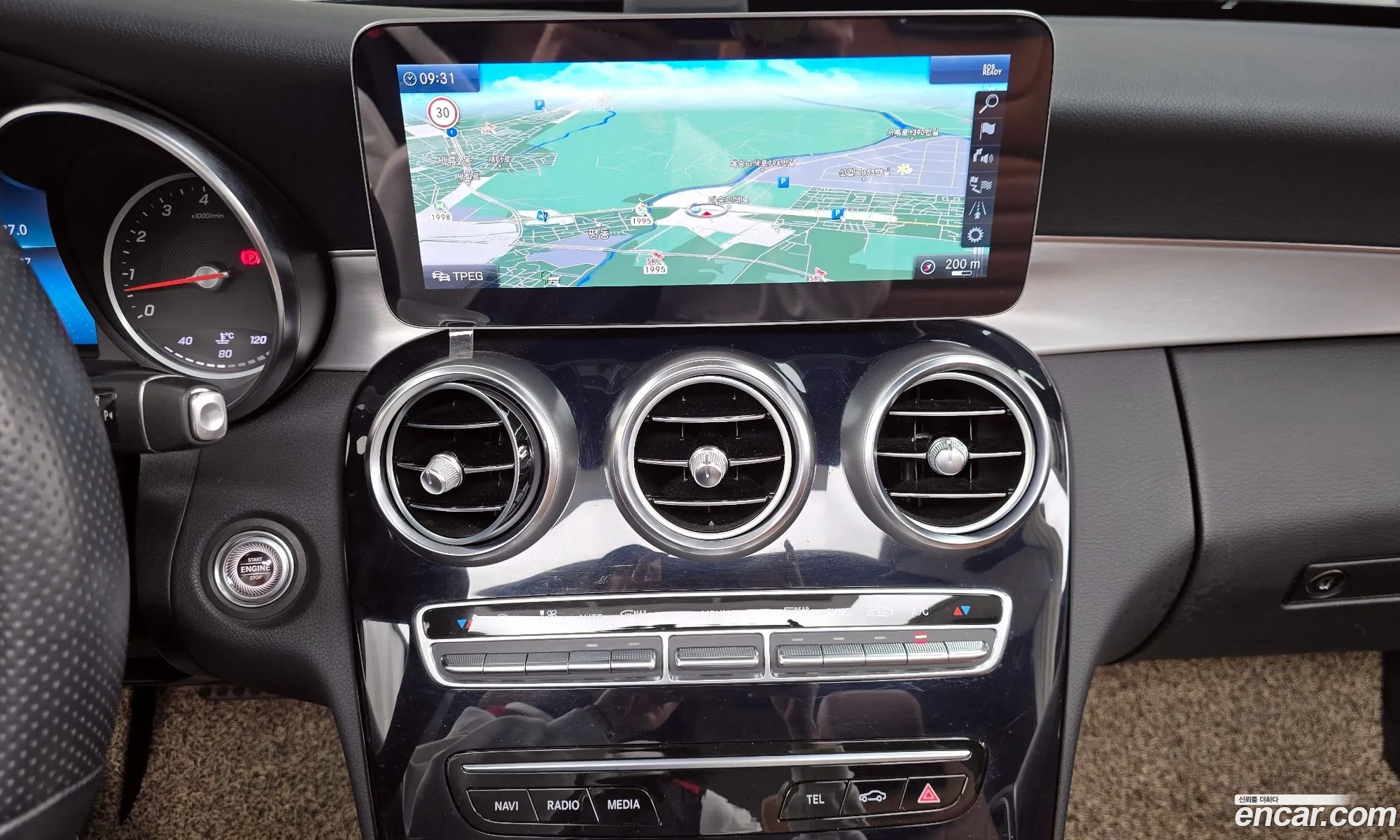 Mercedes-Benz C-Class W205 2019 — 15