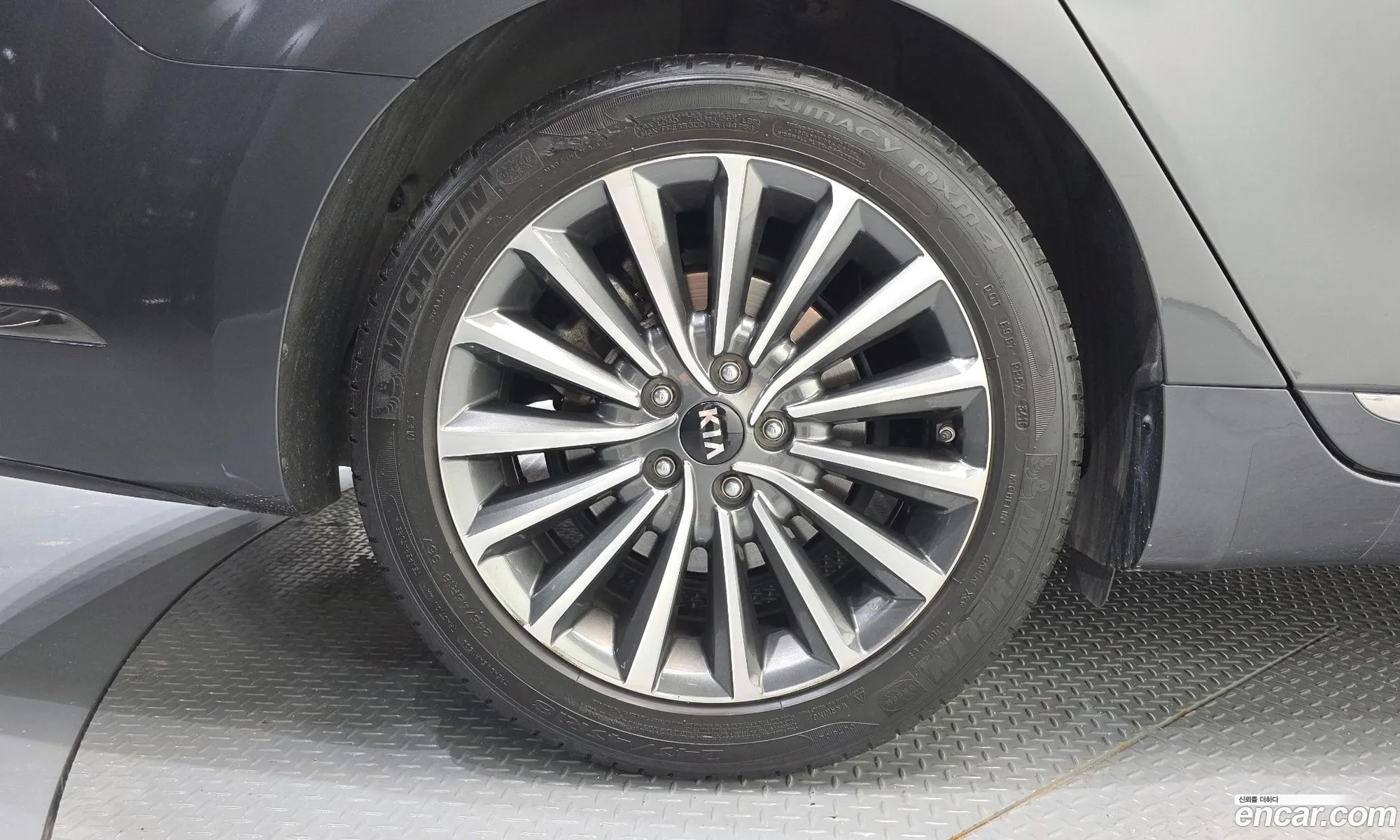 Kia K7 2017 — 6