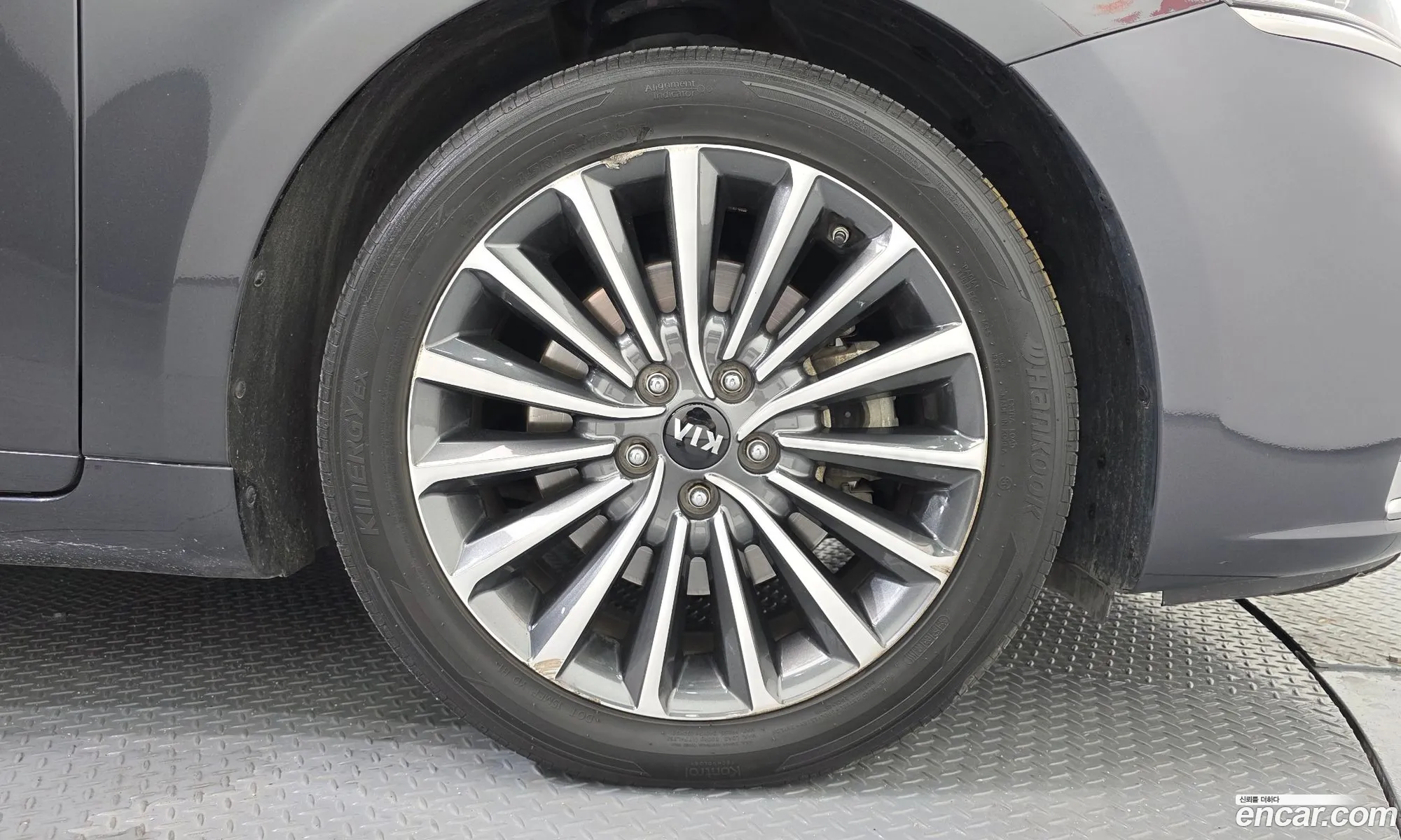 Kia K7 2017 — 9