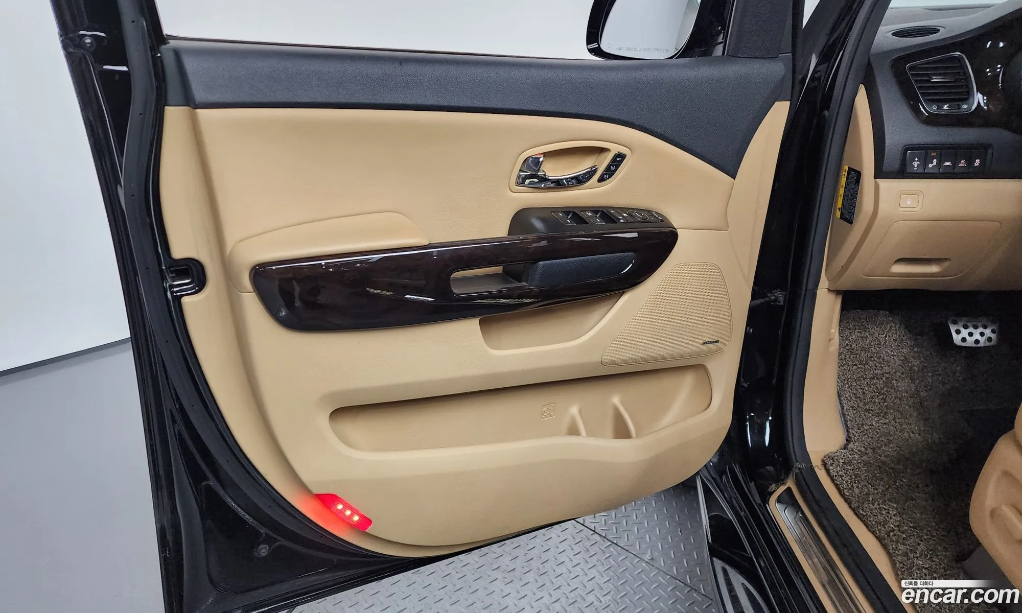 Kia Carnival 2018 — 31