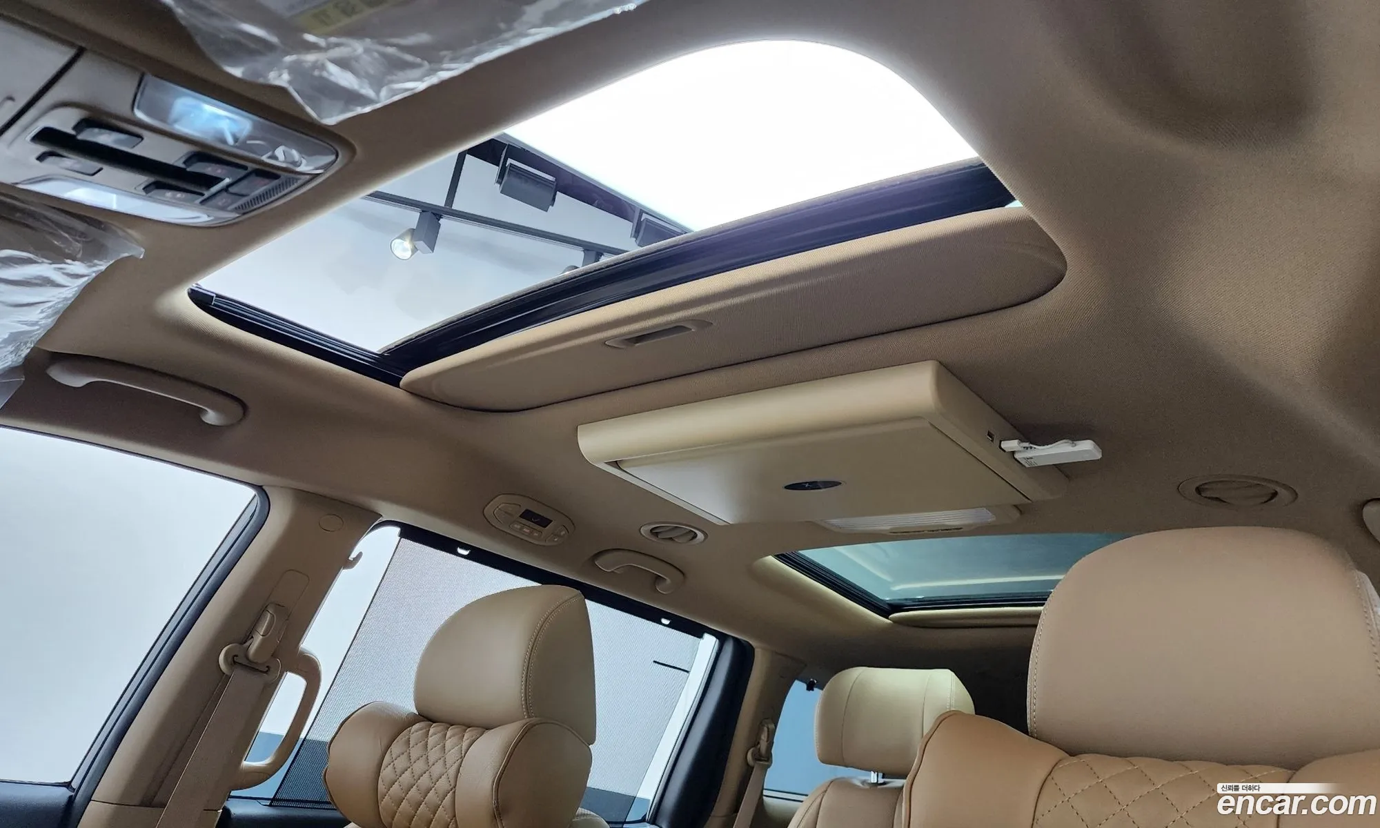 Kia Carnival 2018 — 16
