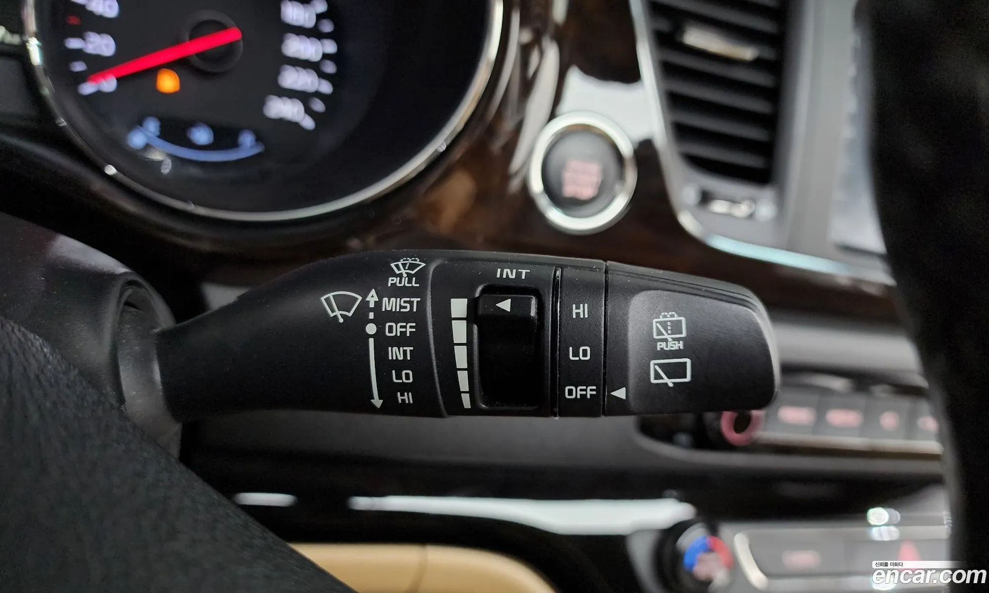 Kia Carnival 2018 — 8