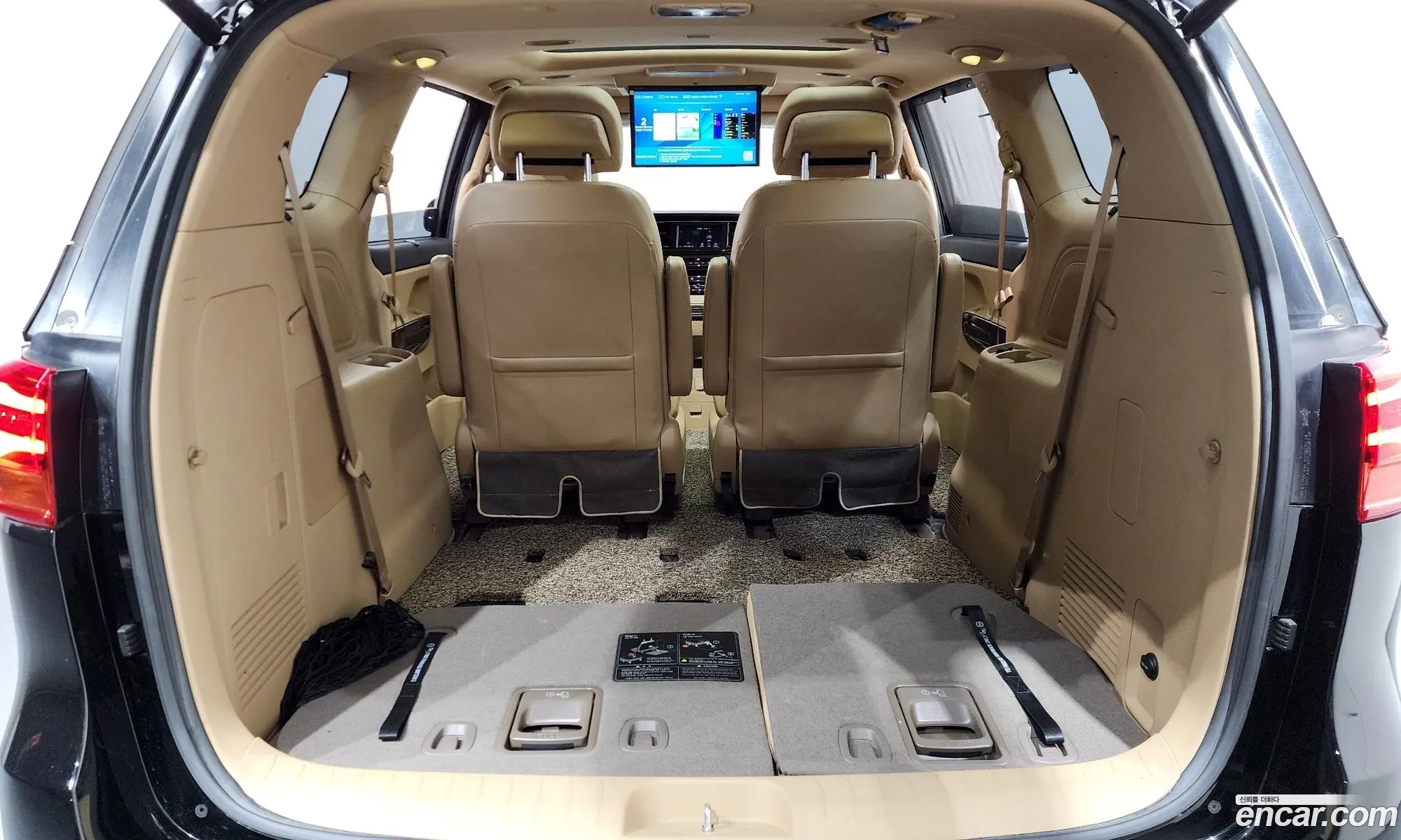Kia Carnival 2018 — 21