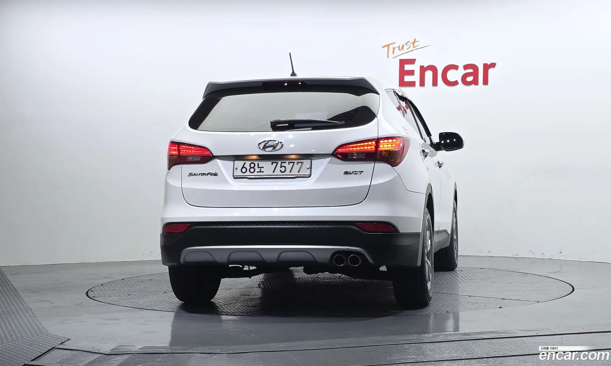 Hyundai Santa Fe DM 2014 — 17