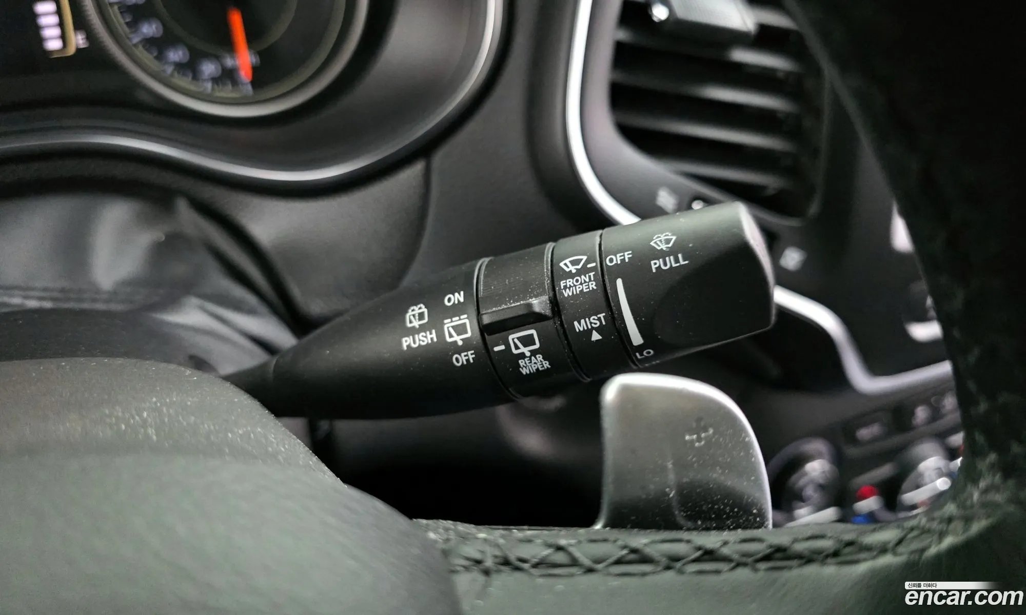 Jeep Cherokee 2019 1C4PJMCB9KD329307 — 24