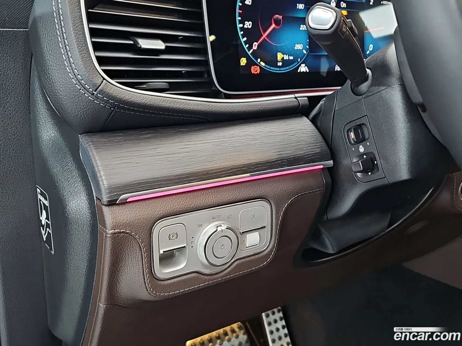 Mercedes-Benz GLS-Class X167 2023 — 19
