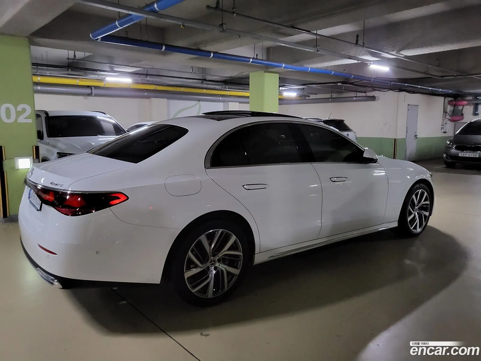 Mercedes-Benz E-Class W214 2025 — 11
