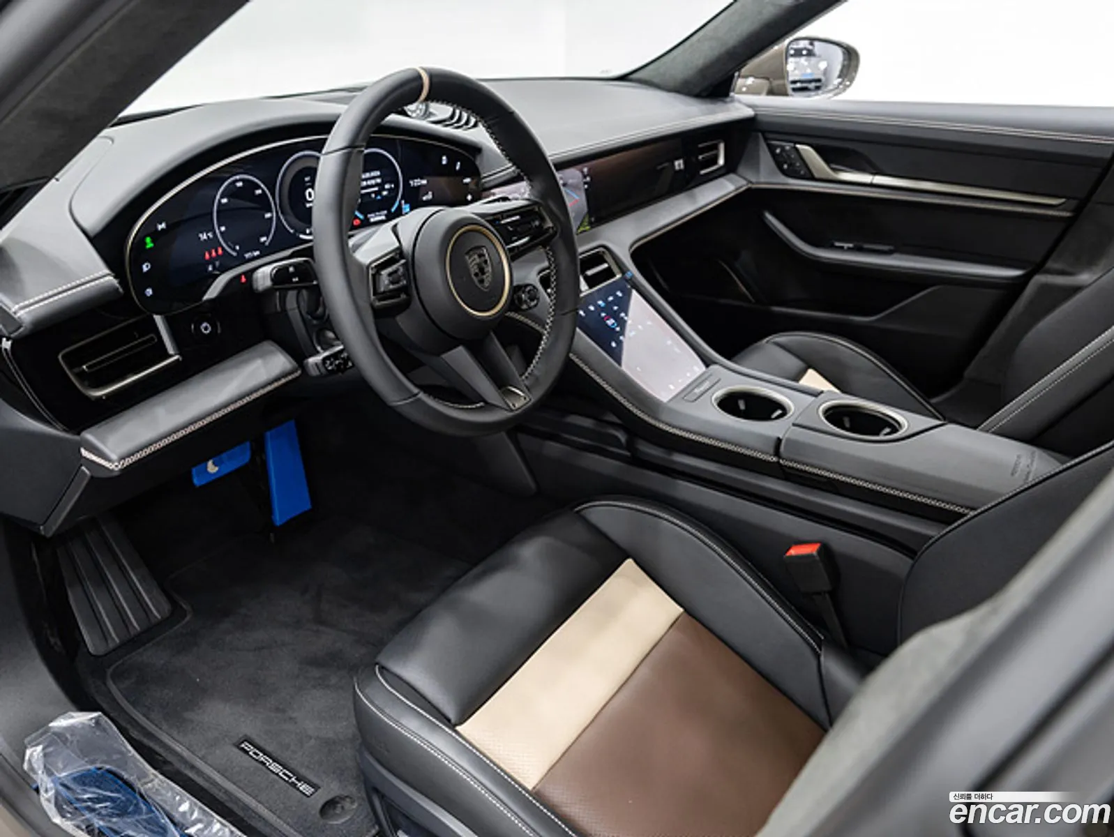 Porsche Taycan 2025 — 6