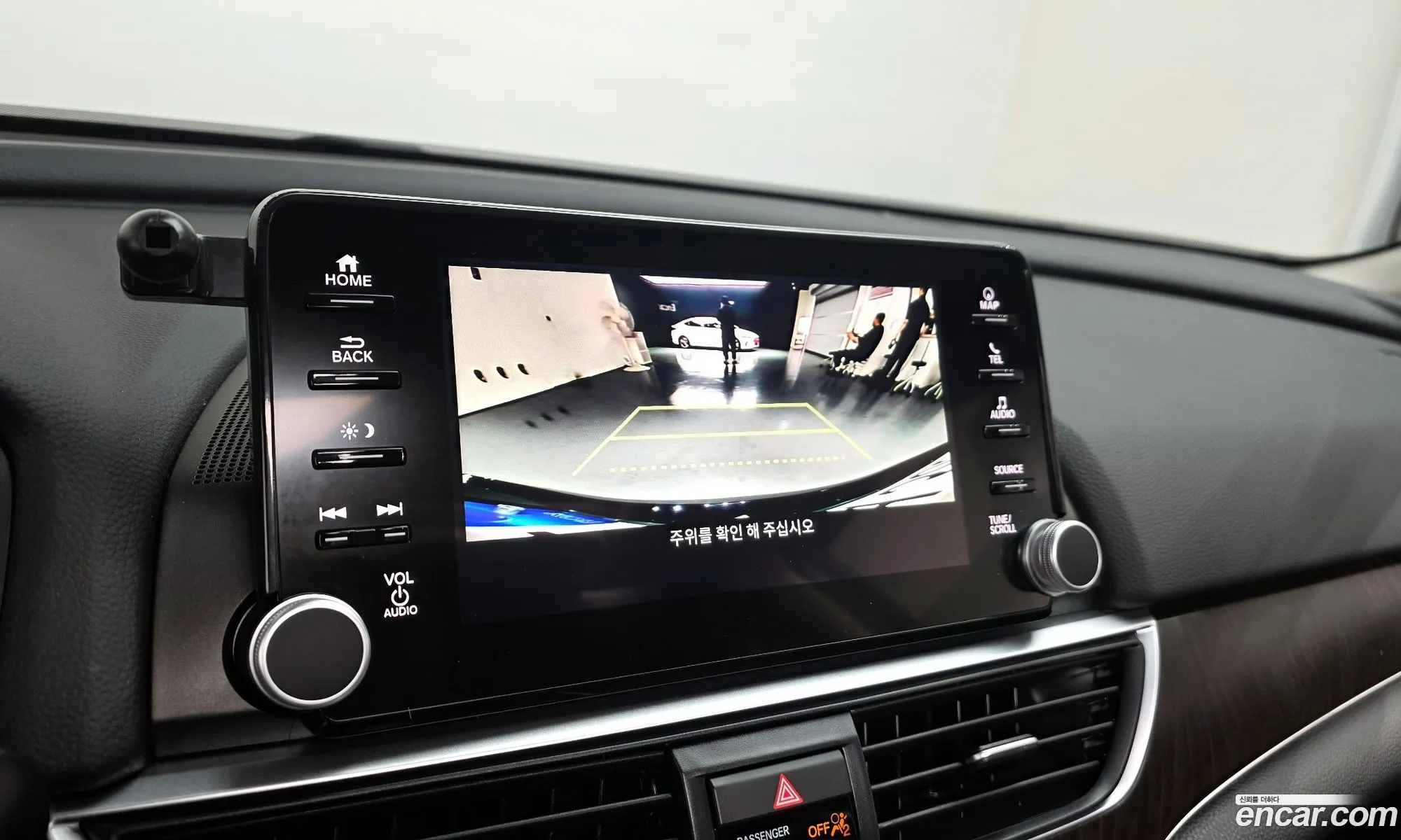 Honda Accord 10th Gen 2021 — 19