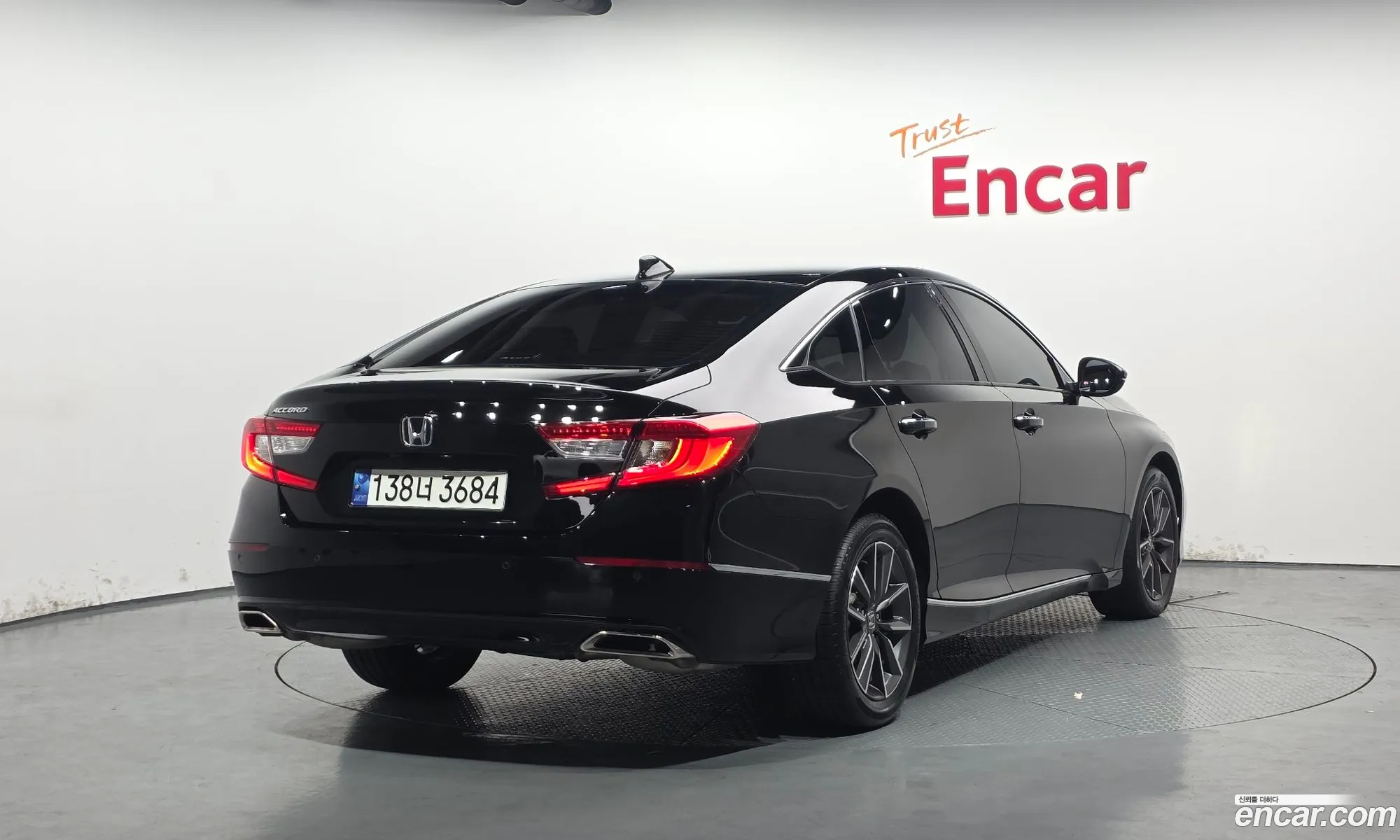 Honda Accord 10th Gen 2021 — 4