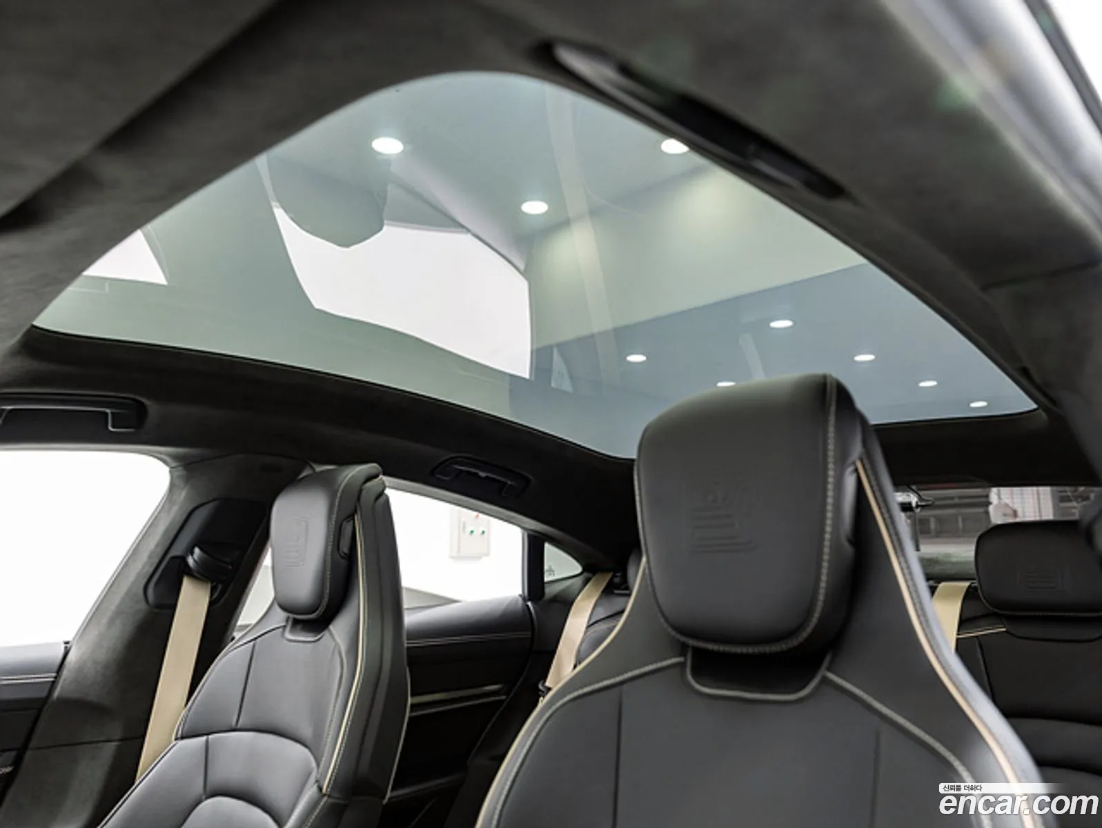 Porsche Taycan 2025 — 20