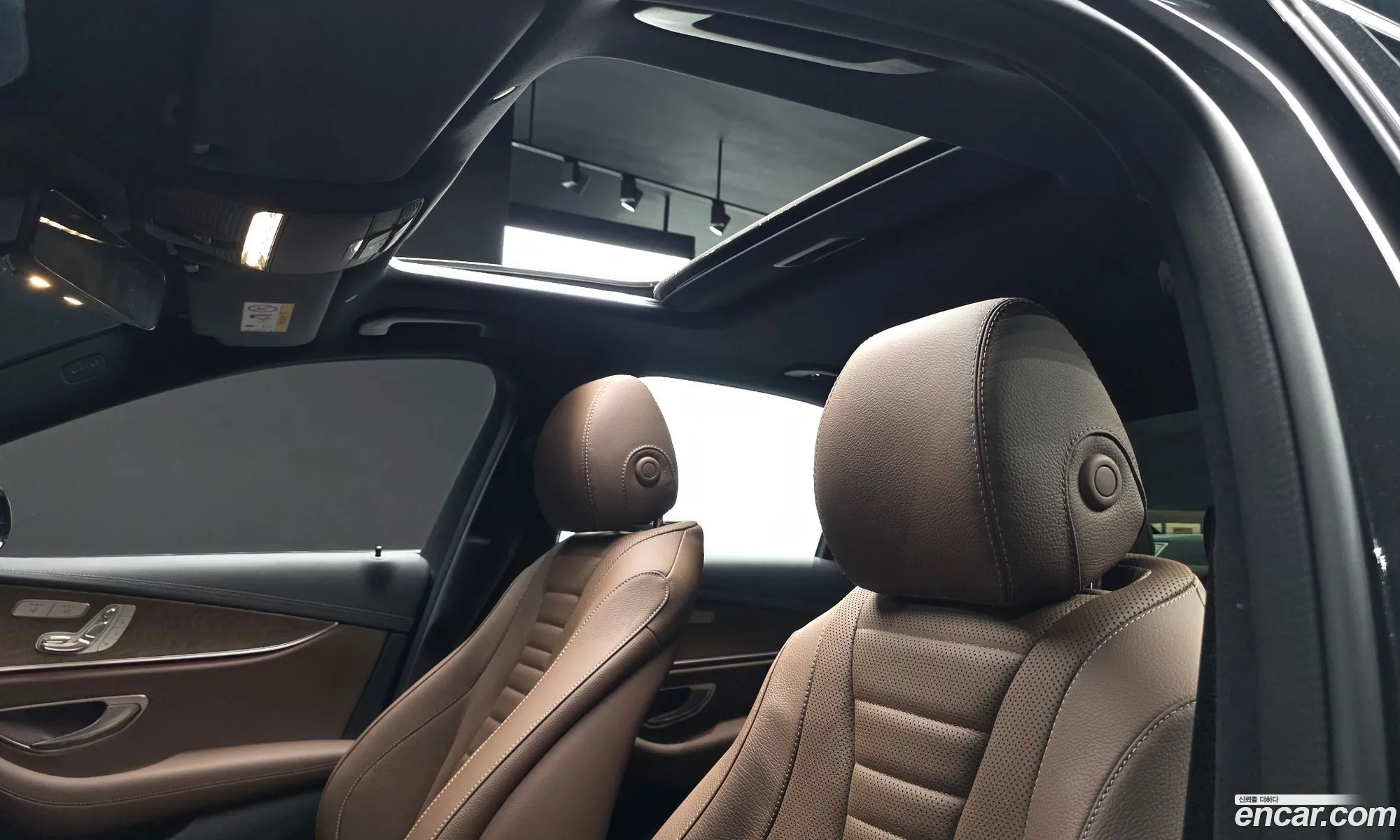 Mercedes-Benz E-Class W213 2021 — 27
