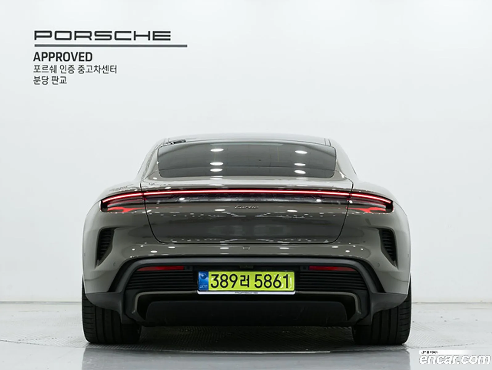 Porsche Taycan 2025 — 11