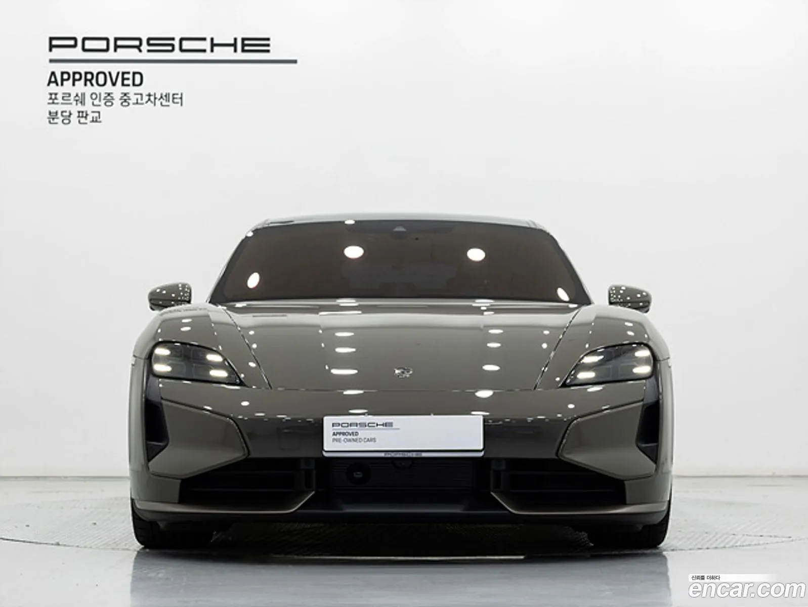 Porsche Taycan 2025 — 6