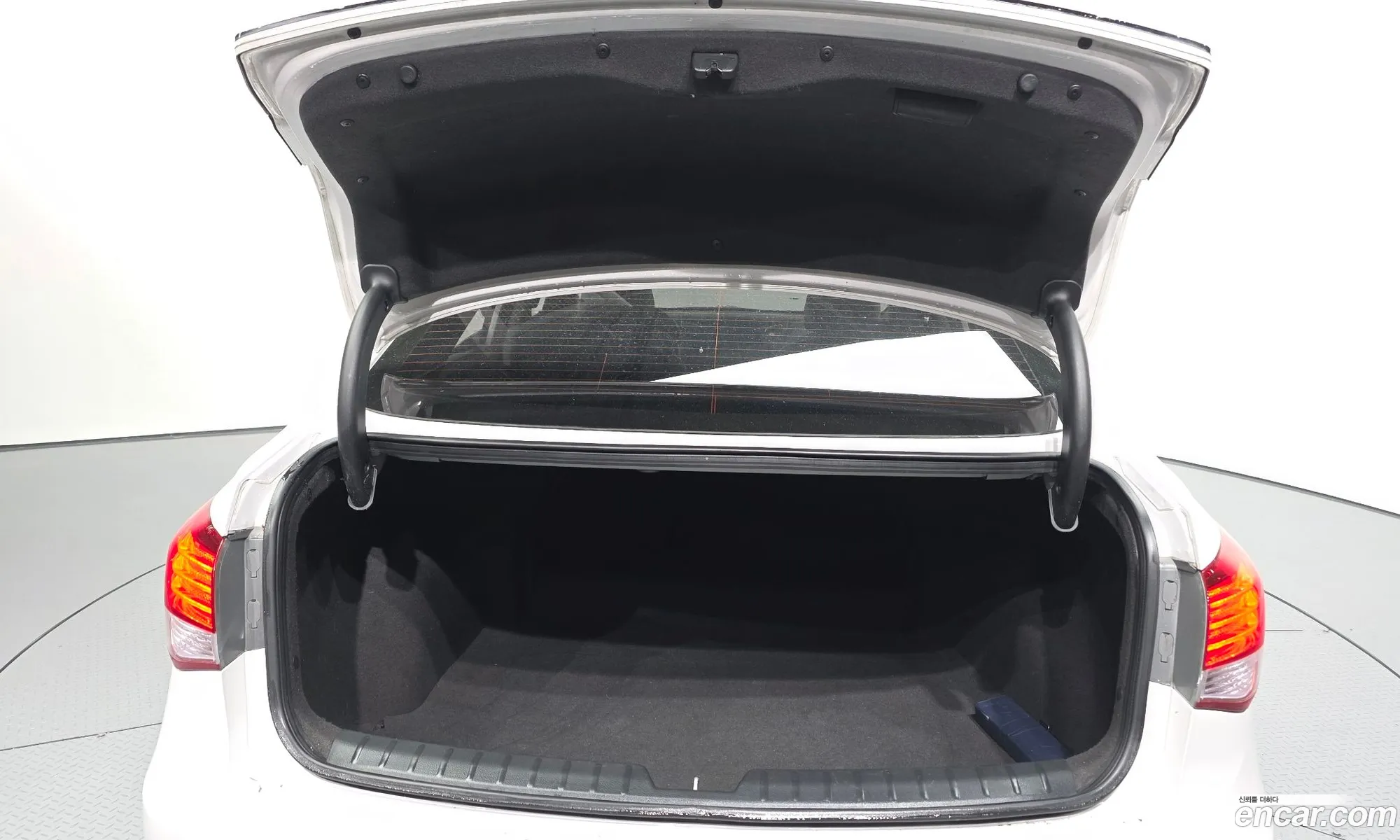 Hyundai i40 Saloon