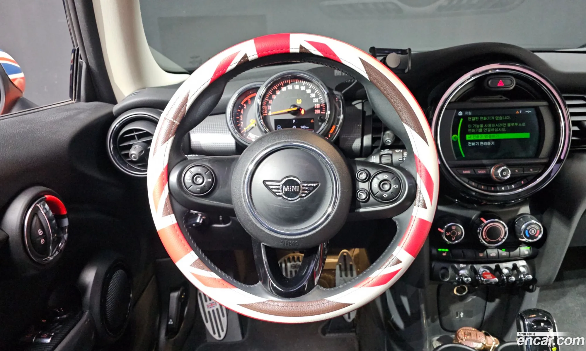 Mini Cooper D 2019 — 24