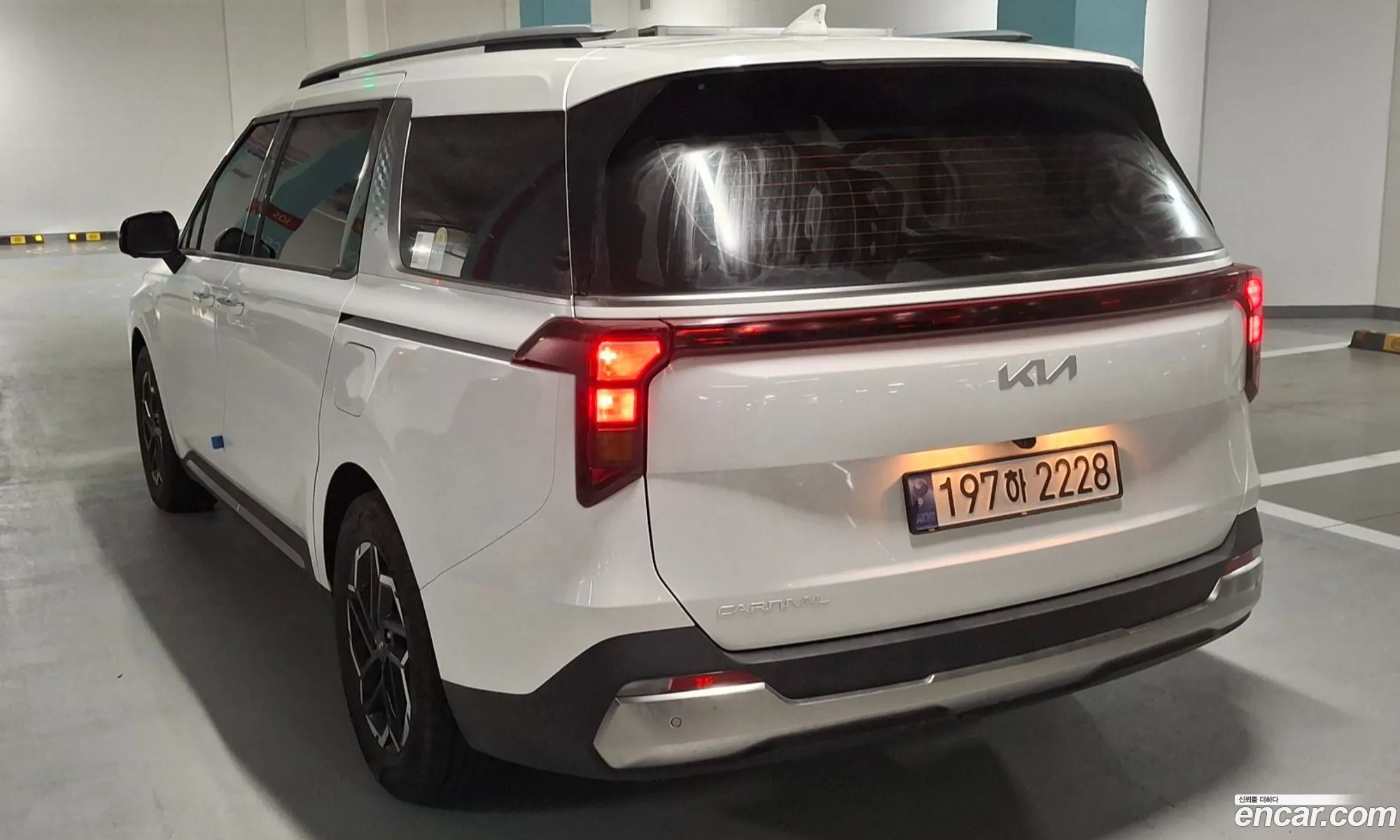Kia Carnival 2024 — 4