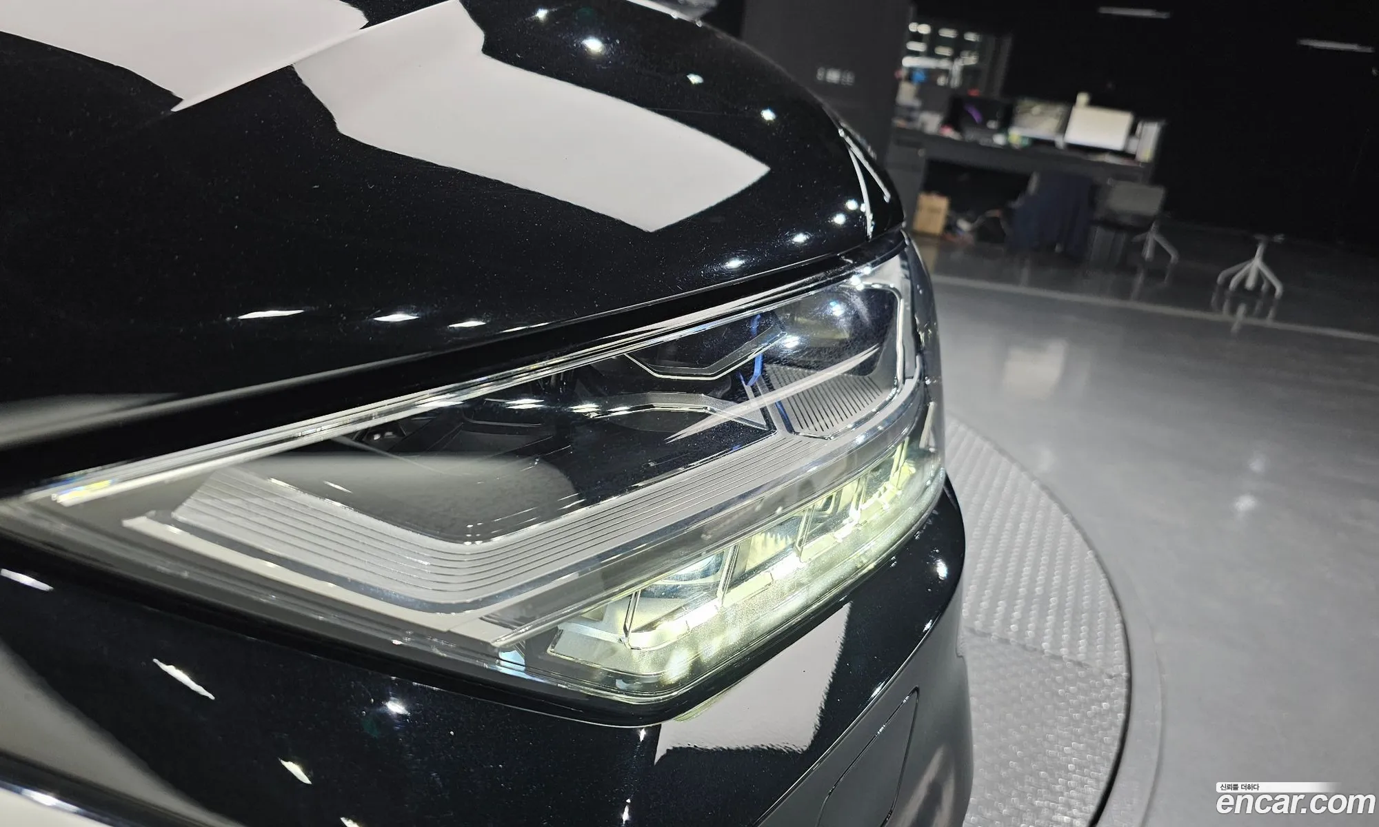 Audi A8 2021 WAUZZZF84MN032714 — 7