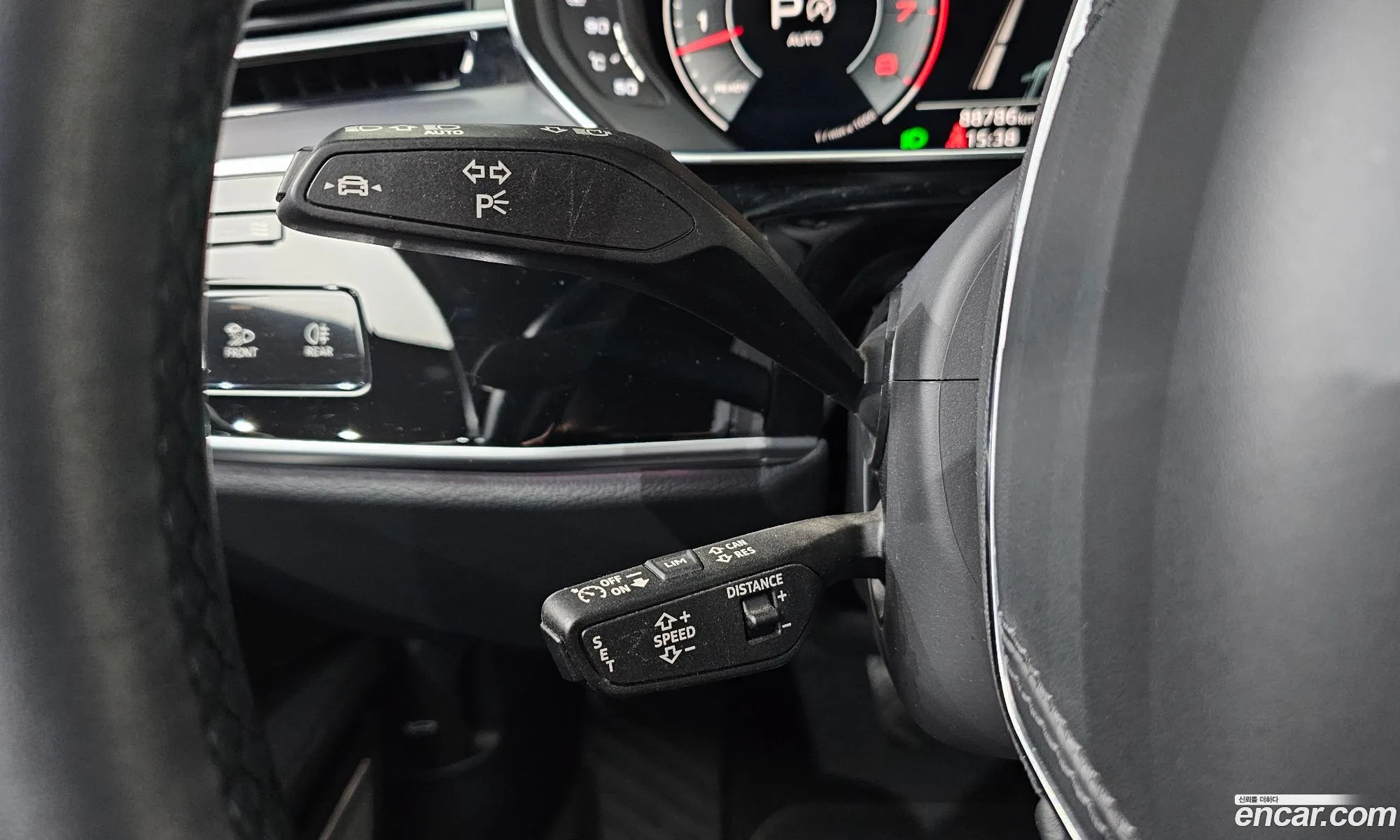 Audi A8 2021 WAUZZZF84MN032714 — 25