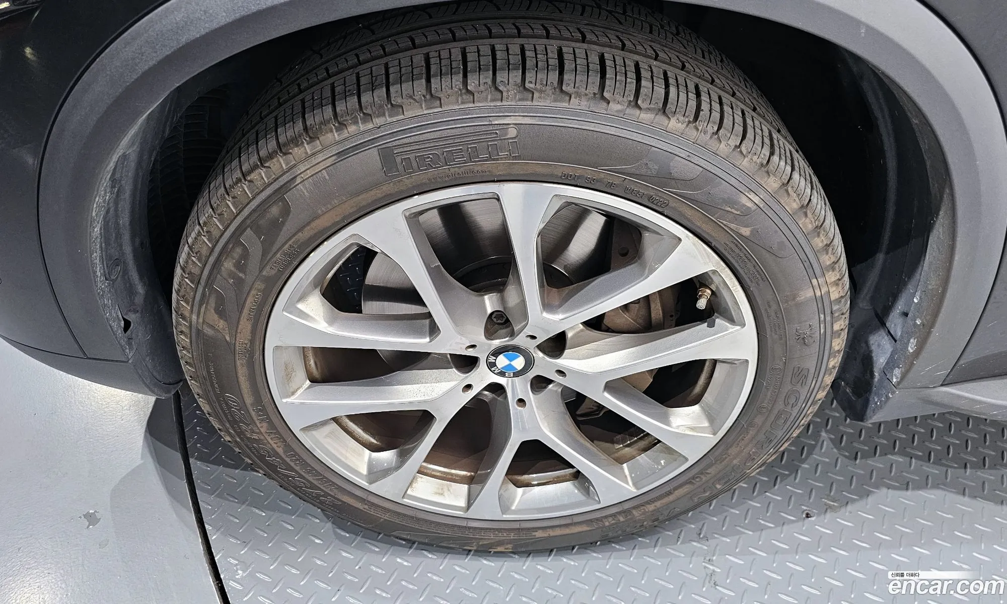 BMW X5 2021 — 12