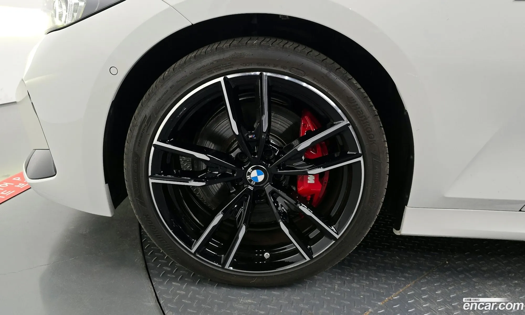 BMW 3 Series 2025 — 19