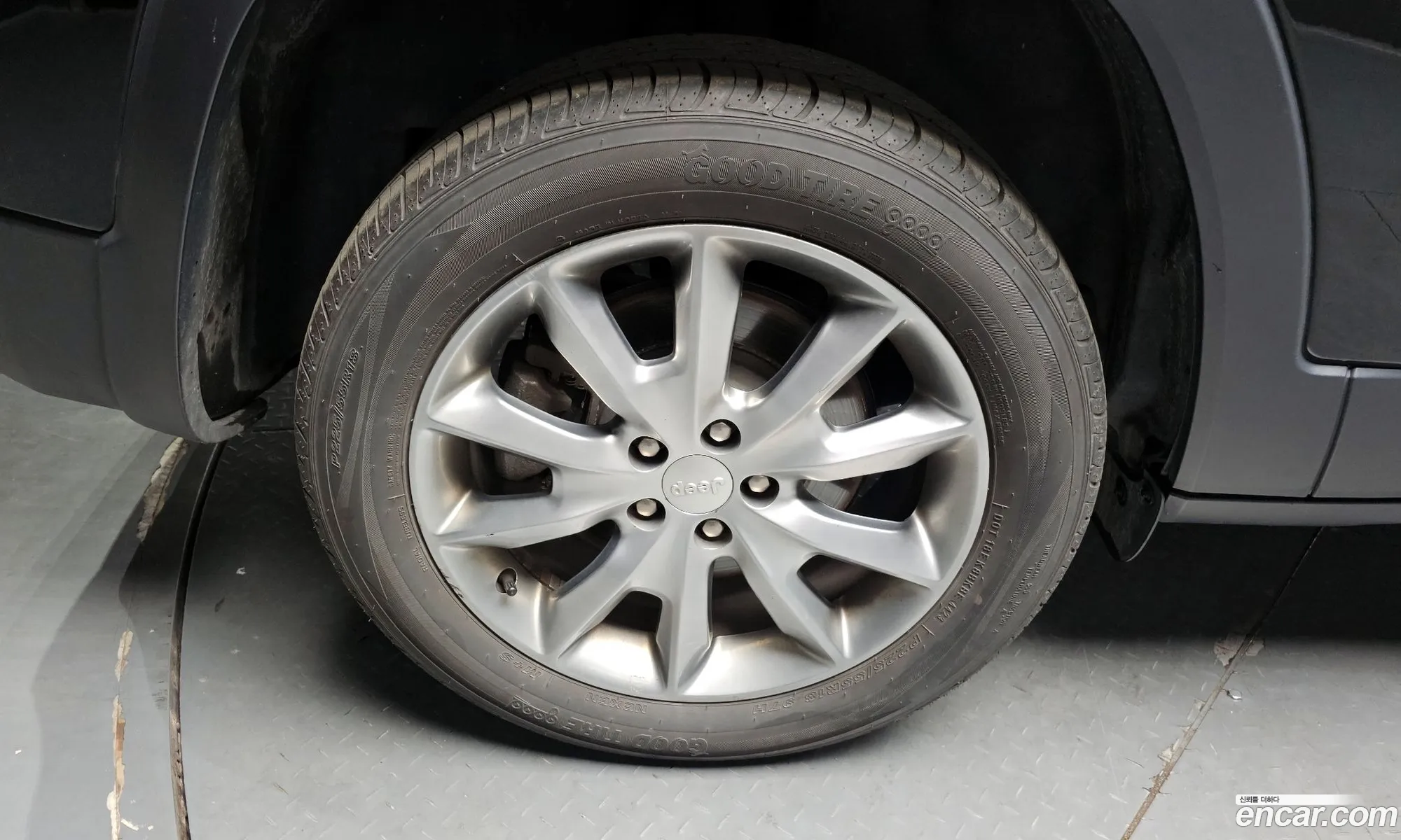 Jeep Cherokee 2018 1C4PJMCB8JD607029 — 10