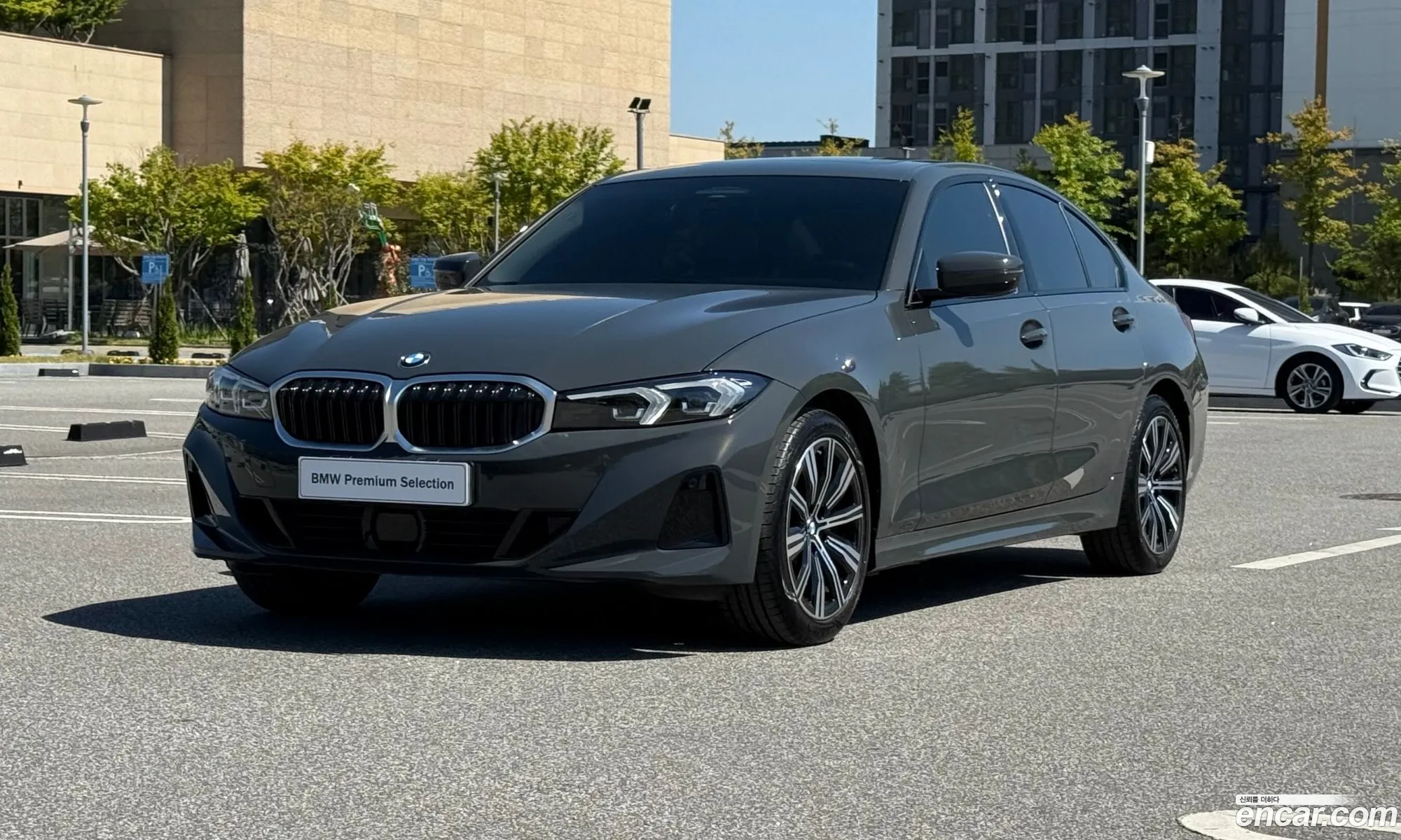 BMW 3 Series 2025 — 14