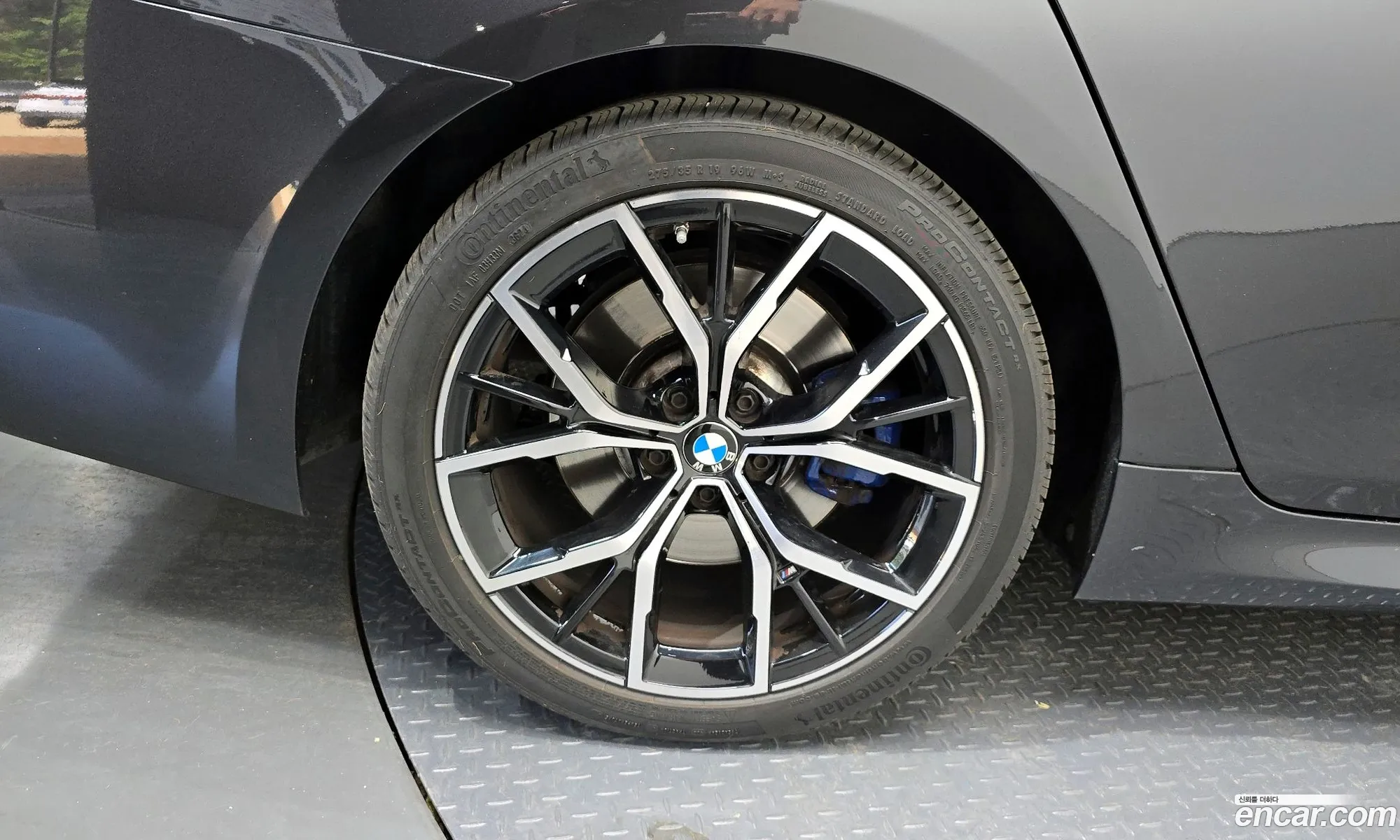BMW 5 Series 2023 WBA71BH0XPCM06773 — 12