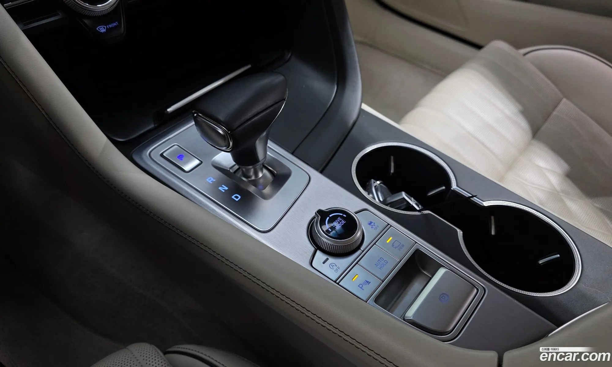 Genesis G70 2017 — 19