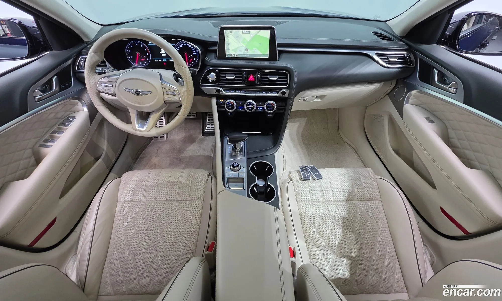 Genesis G70 2017 — 11