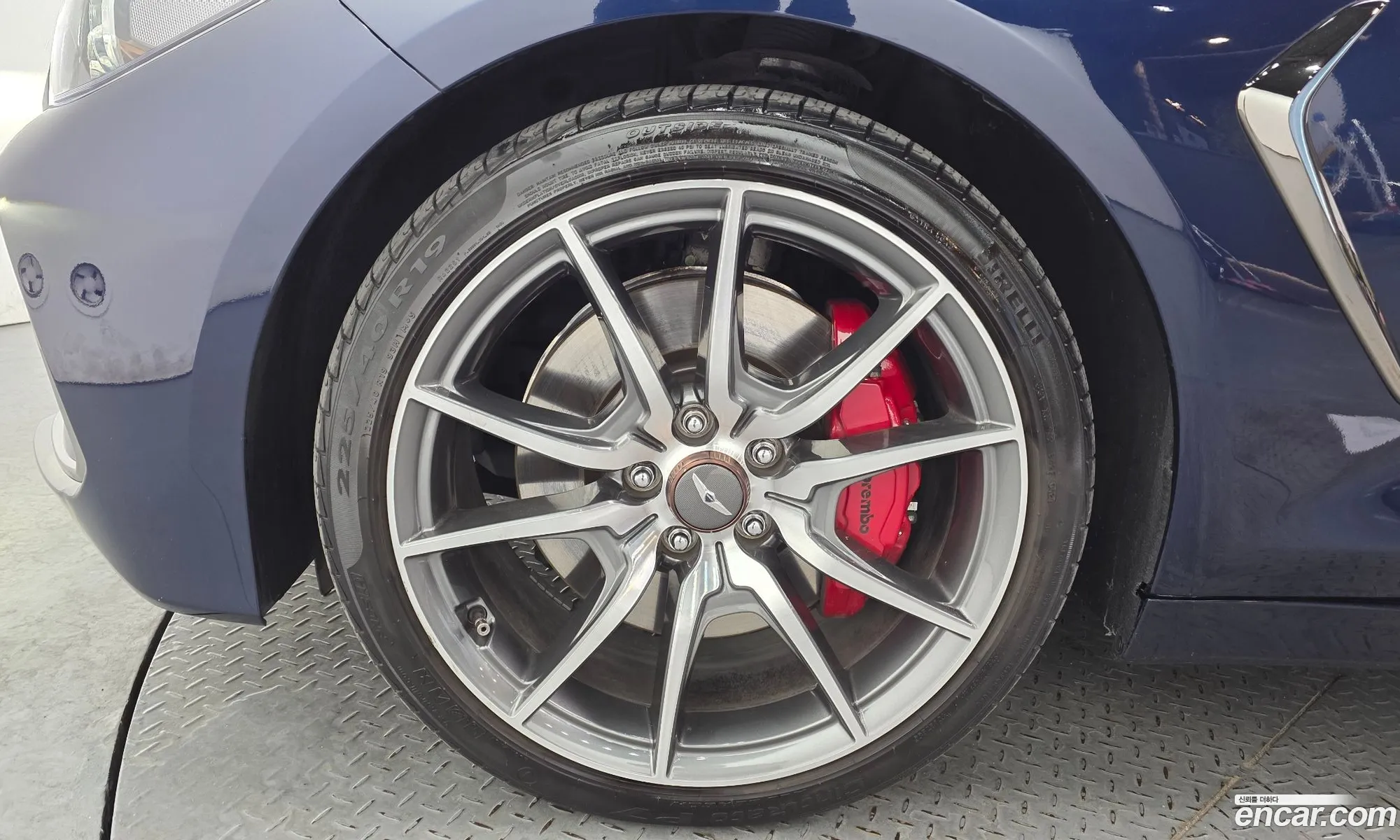 Genesis G70 2017 — 33