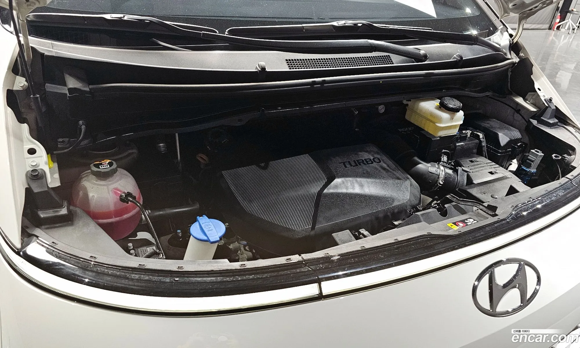 Hyundai Staria 2021 — 27