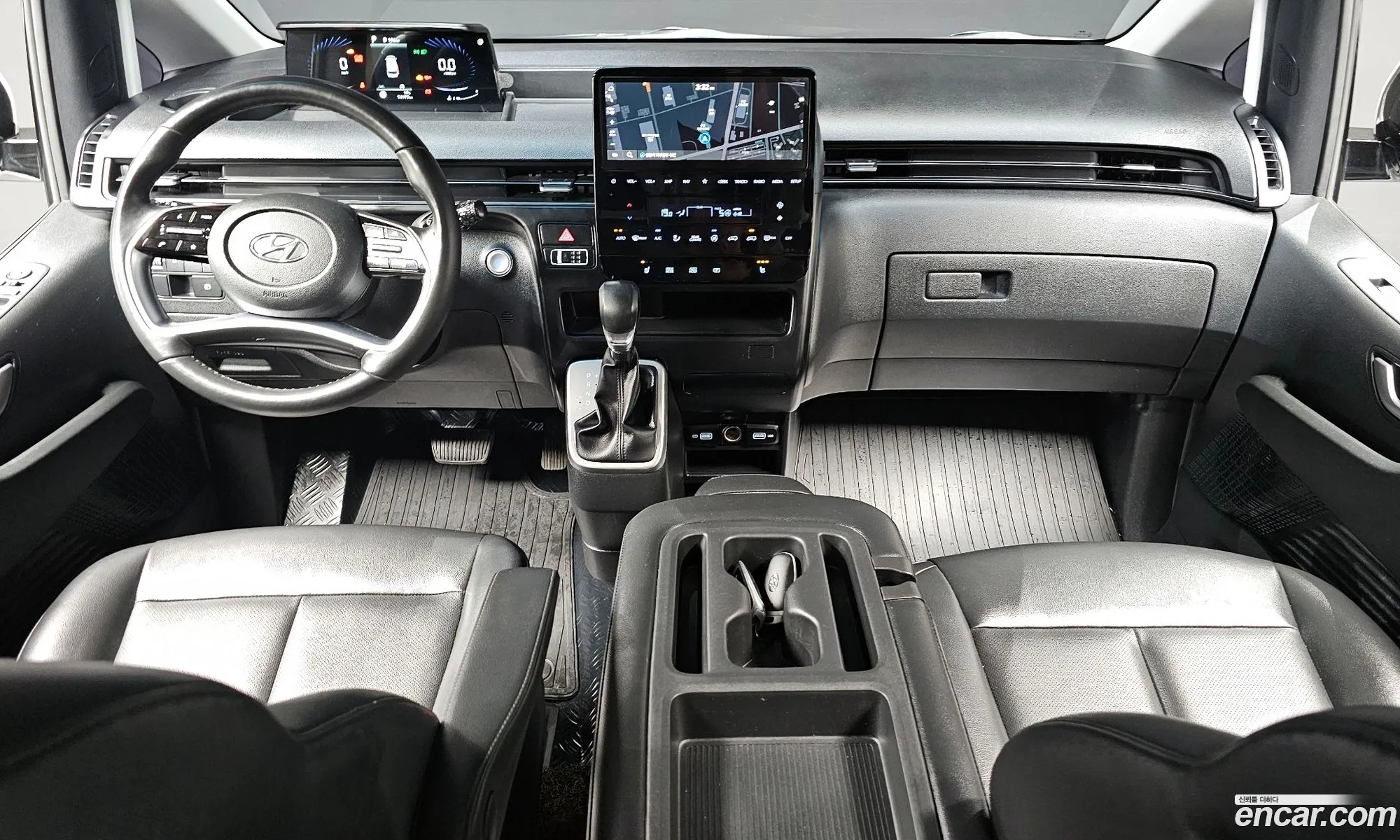 Hyundai Staria 2021 — 30