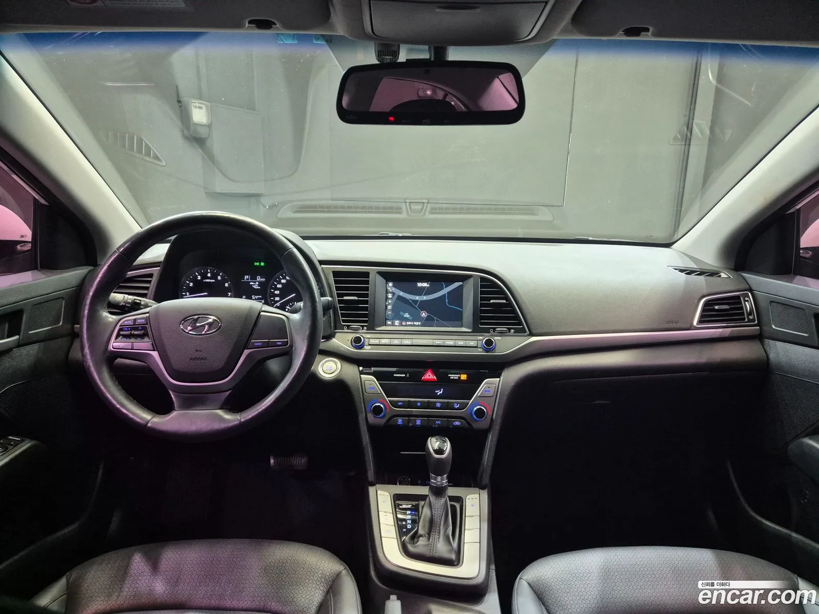 Hyundai Elantra AD 2016 — 2